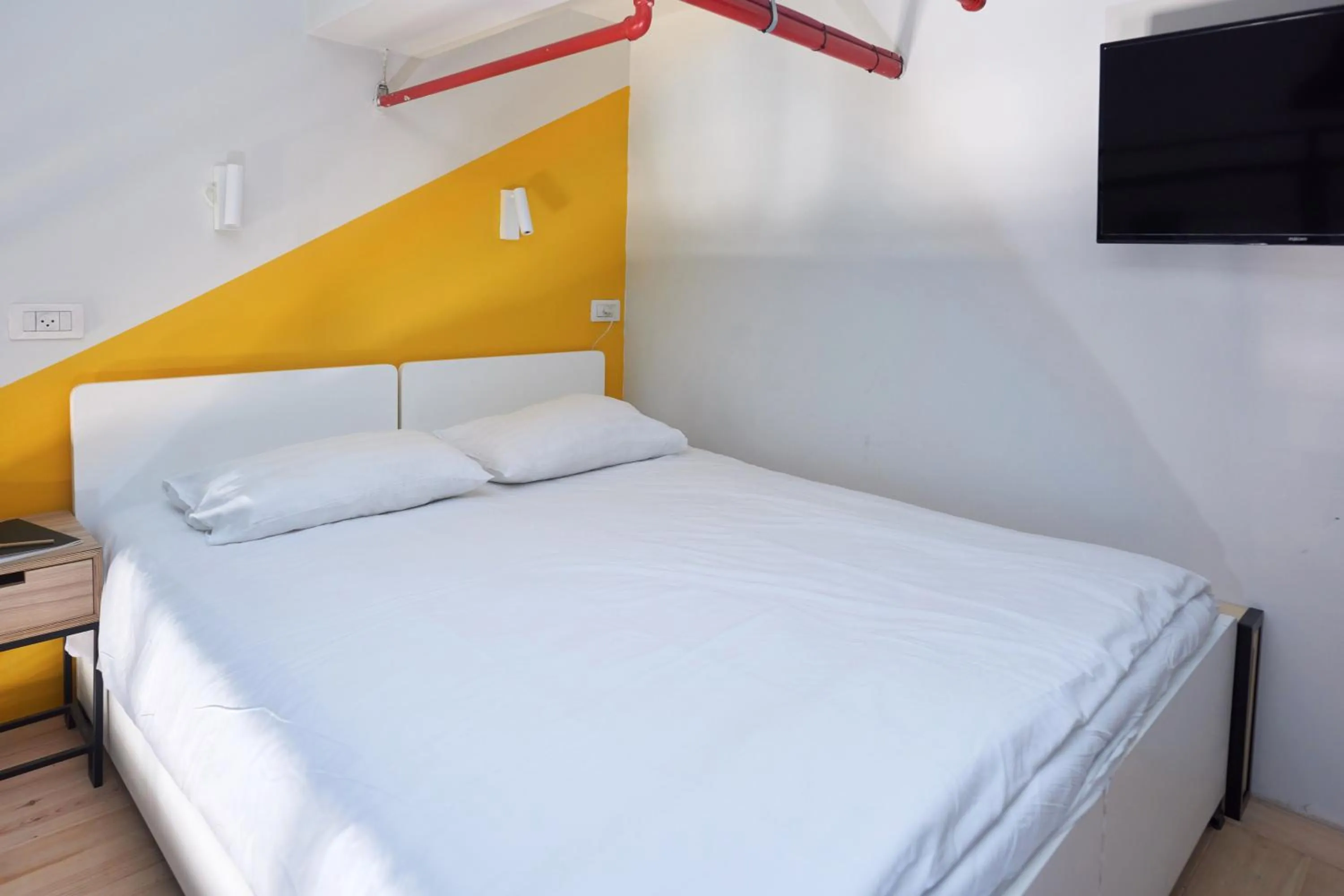 Bed in The Post Hostel Jerusalem