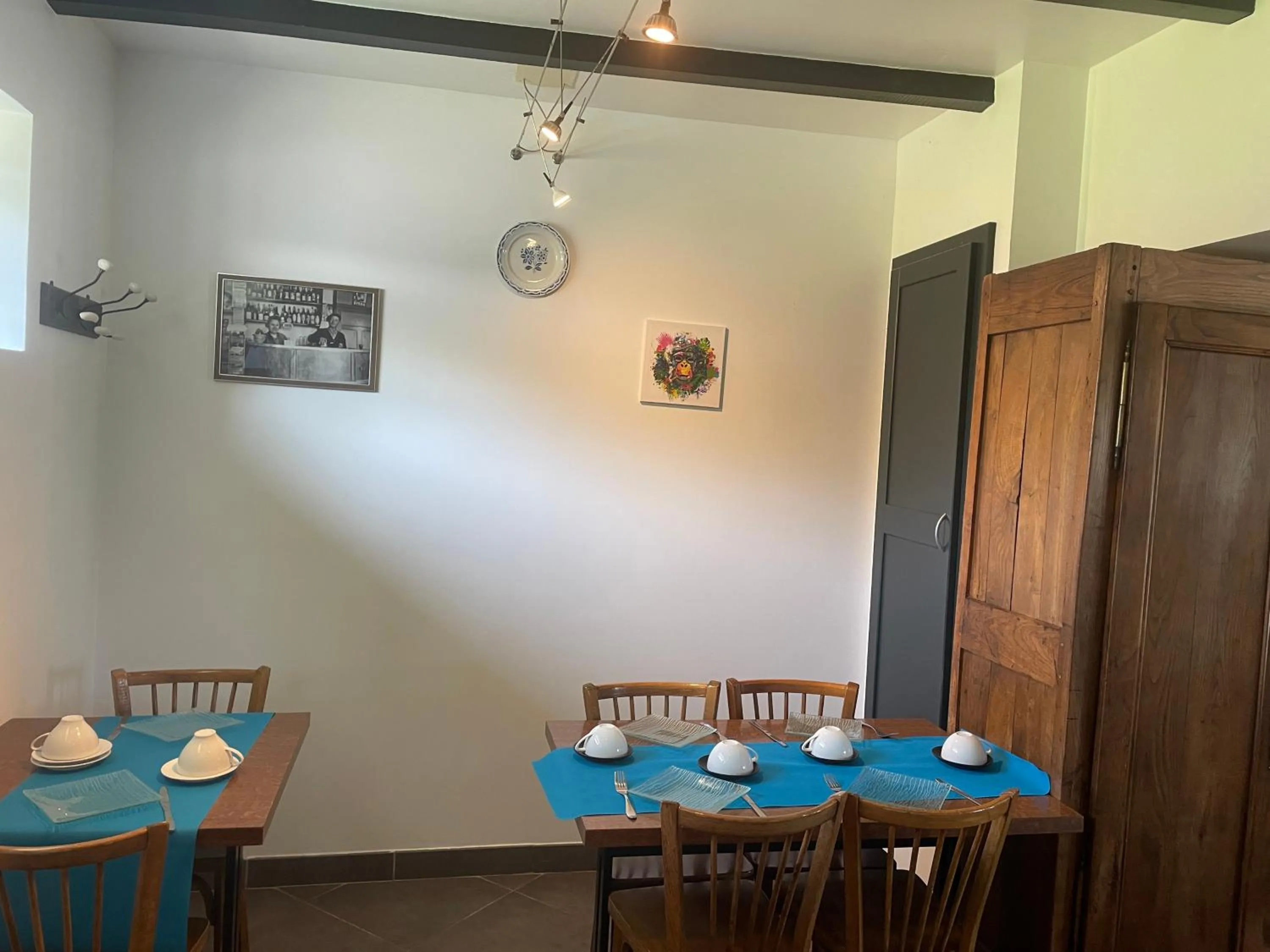 Breakfast in Le Bouthiry