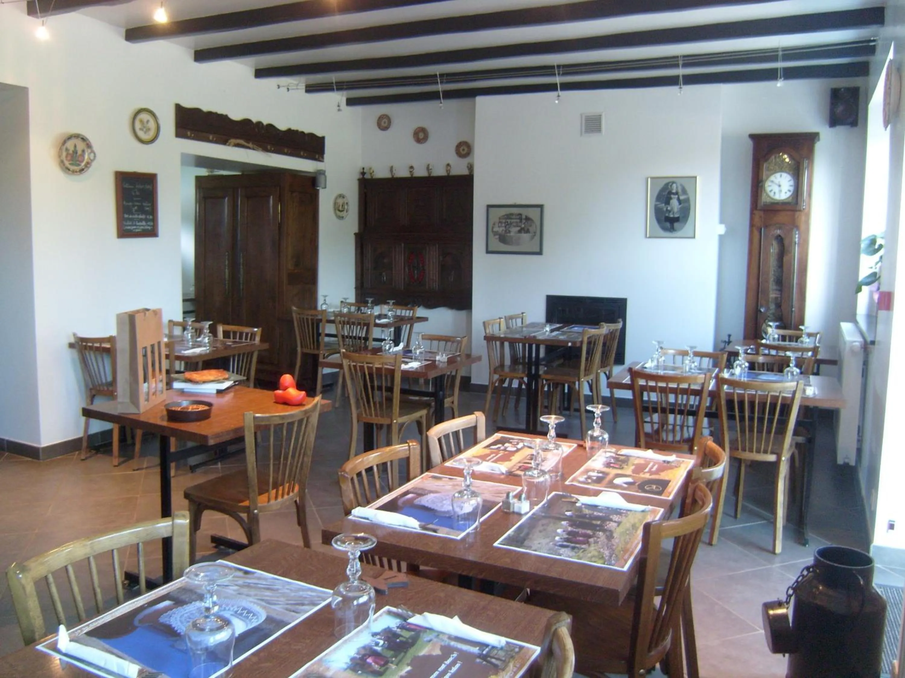 Restaurant/places to eat in Le Bouthiry
