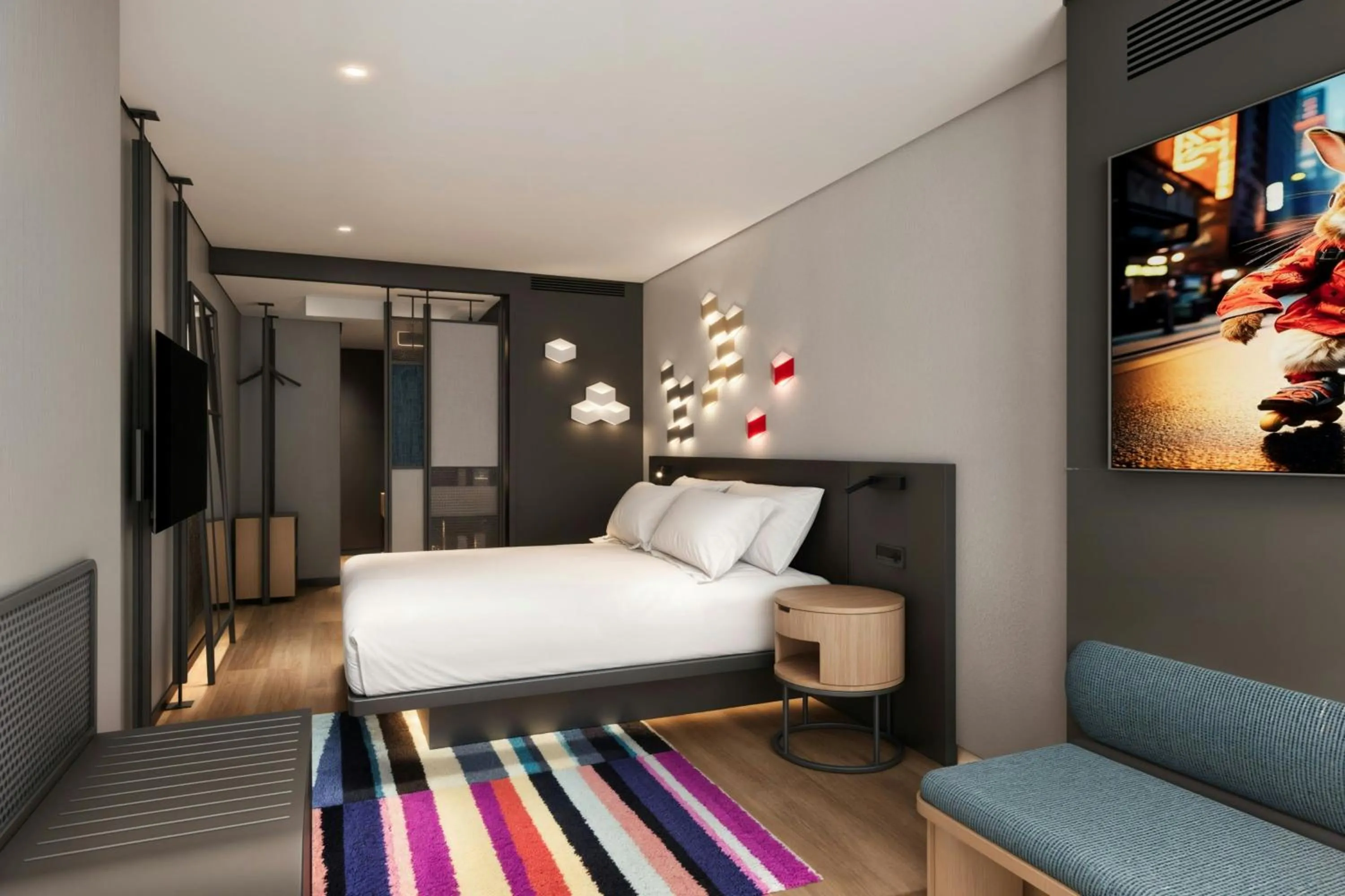 Photo of the whole room, Bed in Aloft Istanbul Karakoy