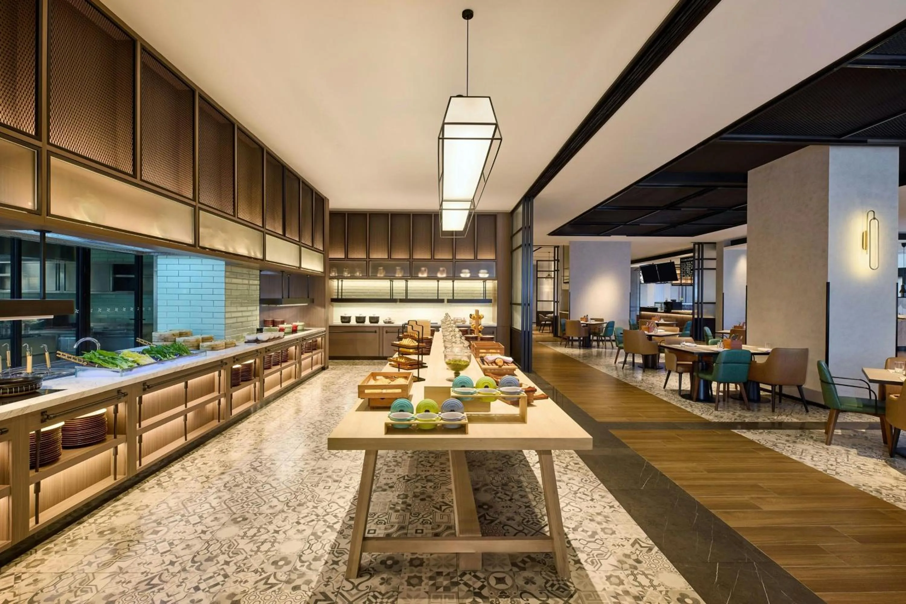 Restaurant/places to eat in Four Points by Sheraton Rizhao