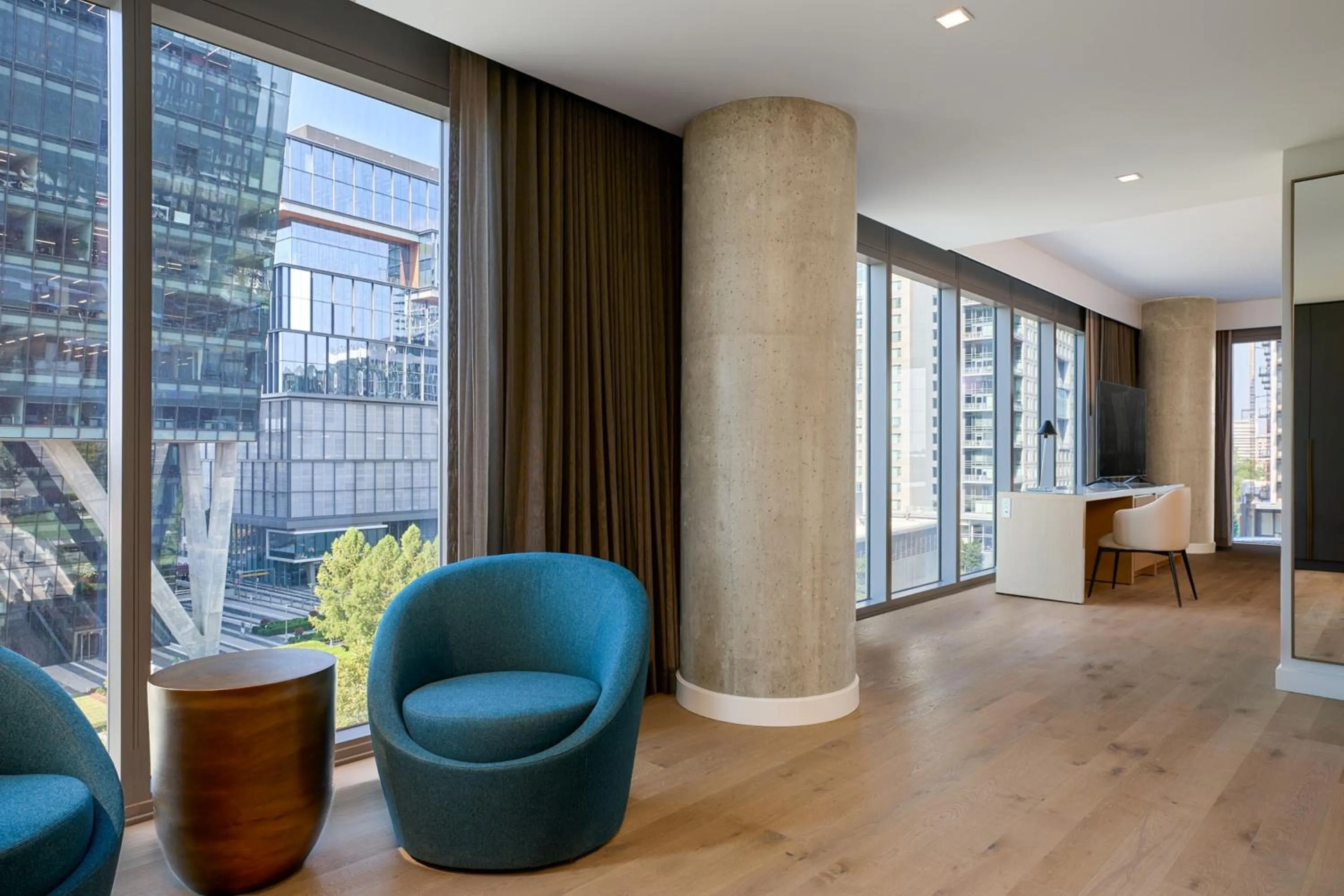 Bedroom in JW Marriott Reston Station