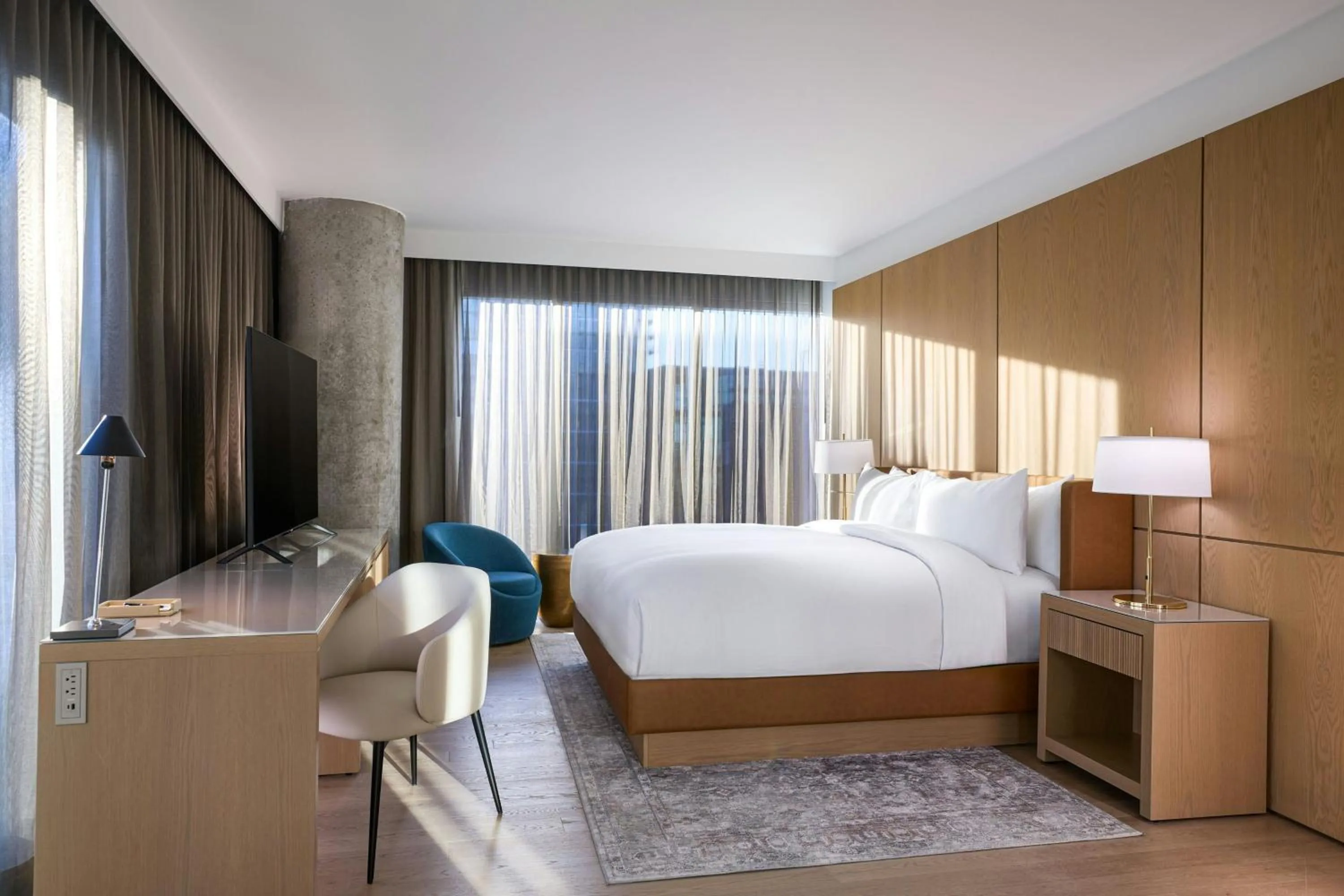 Bedroom, Bed in JW Marriott Reston Station