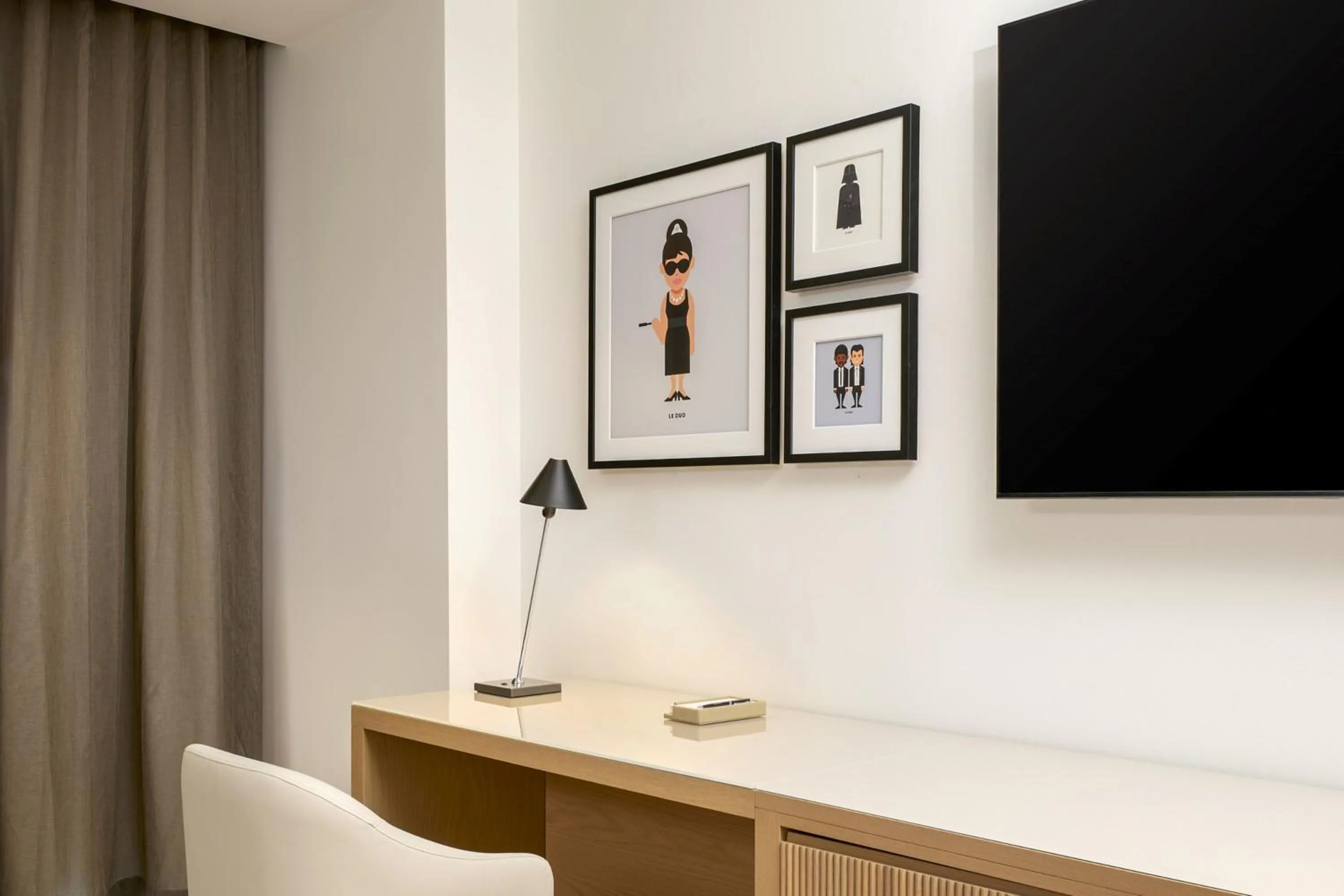 Bedroom in JW Marriott Reston Station