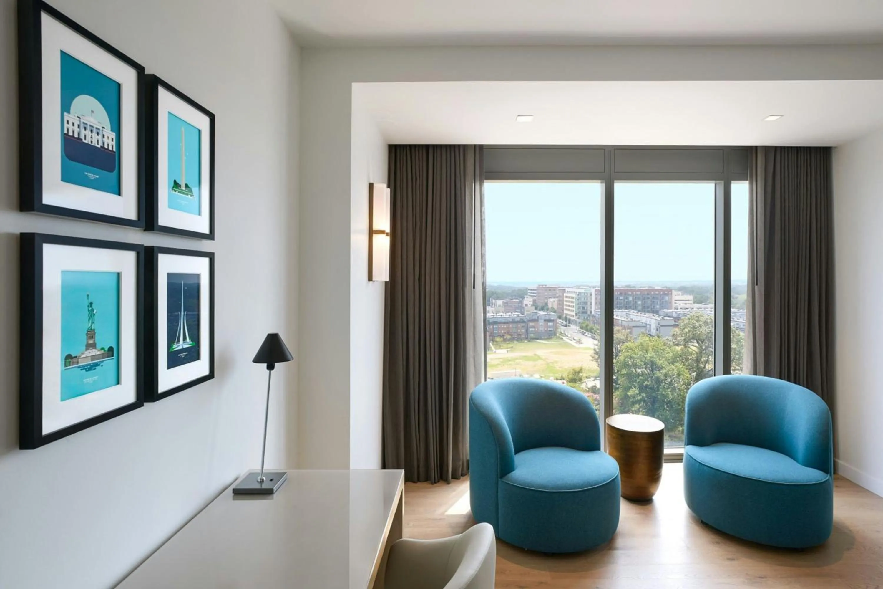 Photo of the whole room in JW Marriott Reston Station