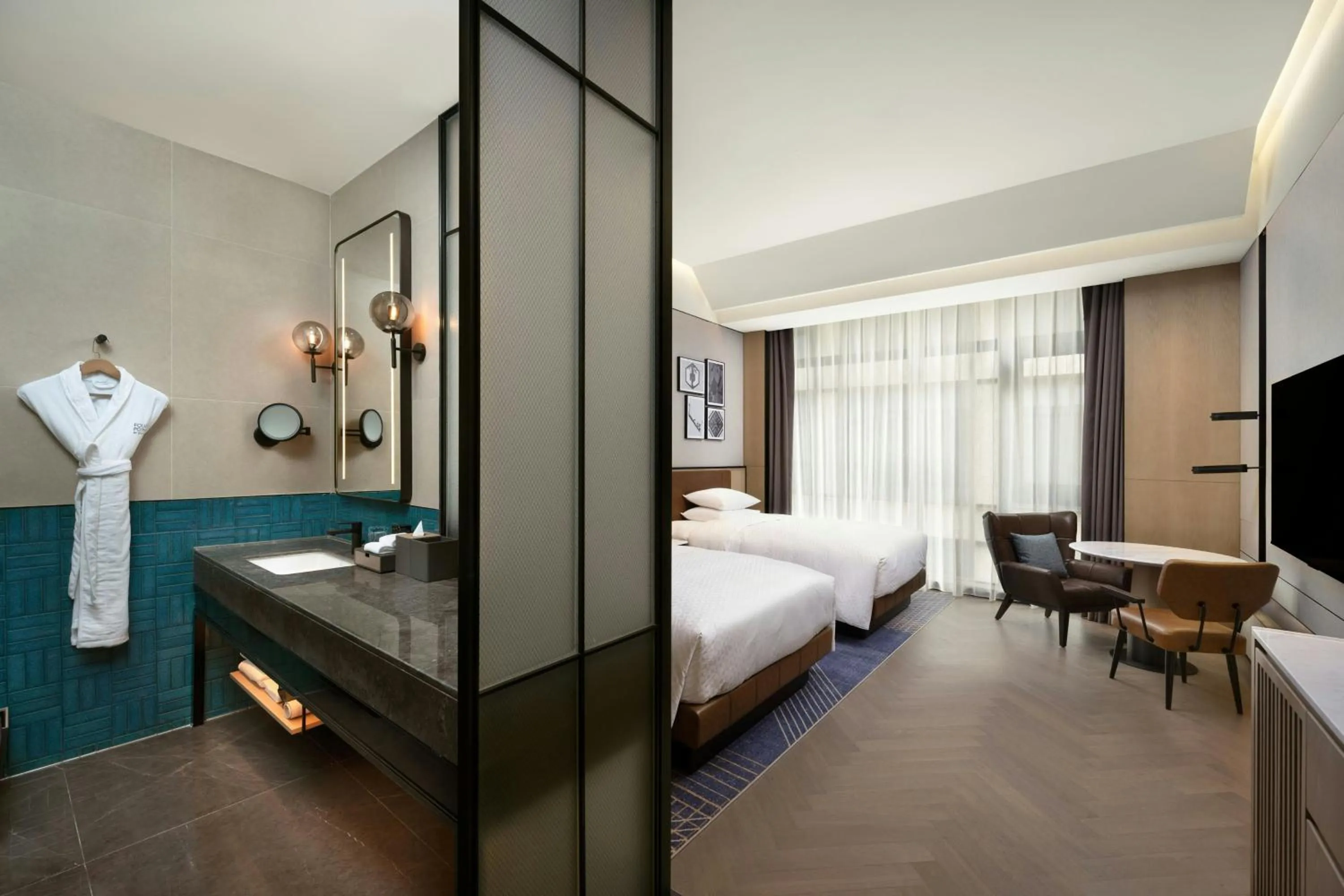 Photo of the whole room, Bed in Four Points by Sheraton Suzhou Gusu
