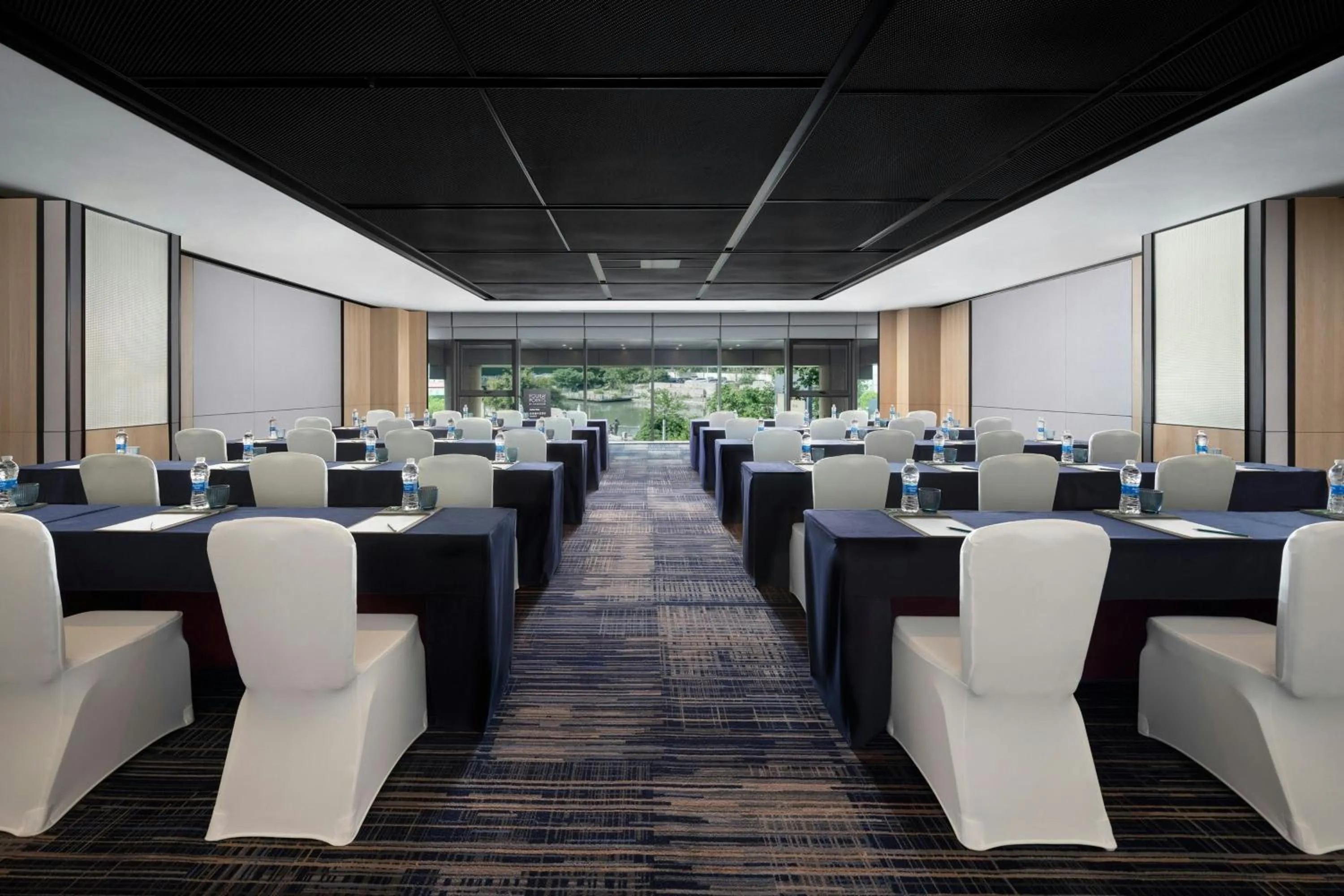 Meeting/conference room in Four Points by Sheraton Suzhou Gusu