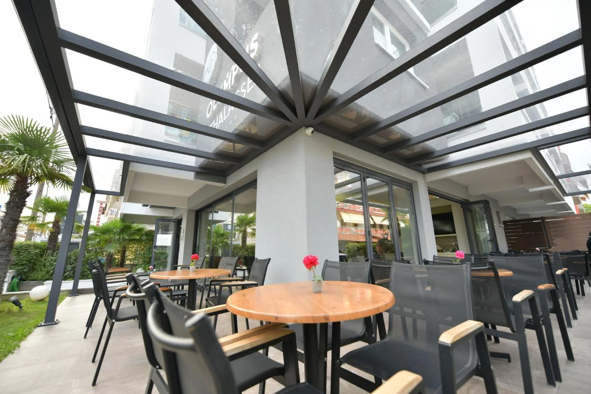 Restaurant/places to eat in Olympus Thalassea Boutique Hotel