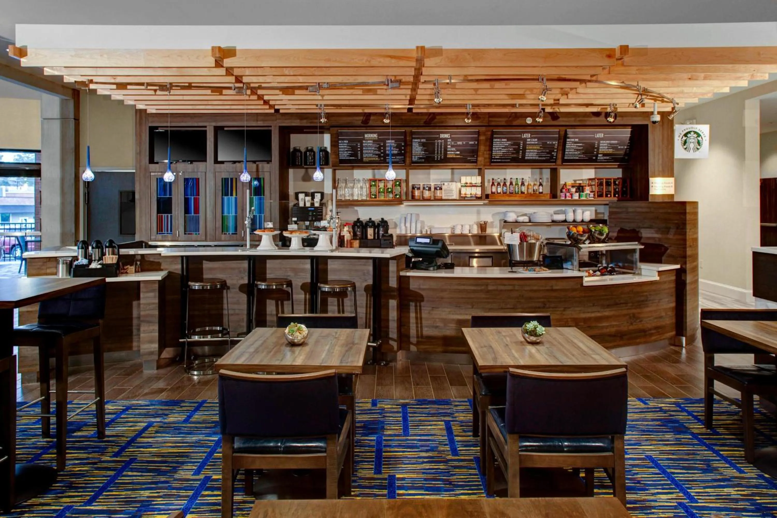 Restaurant/places to eat in Courtyard by Marriott Carrollton