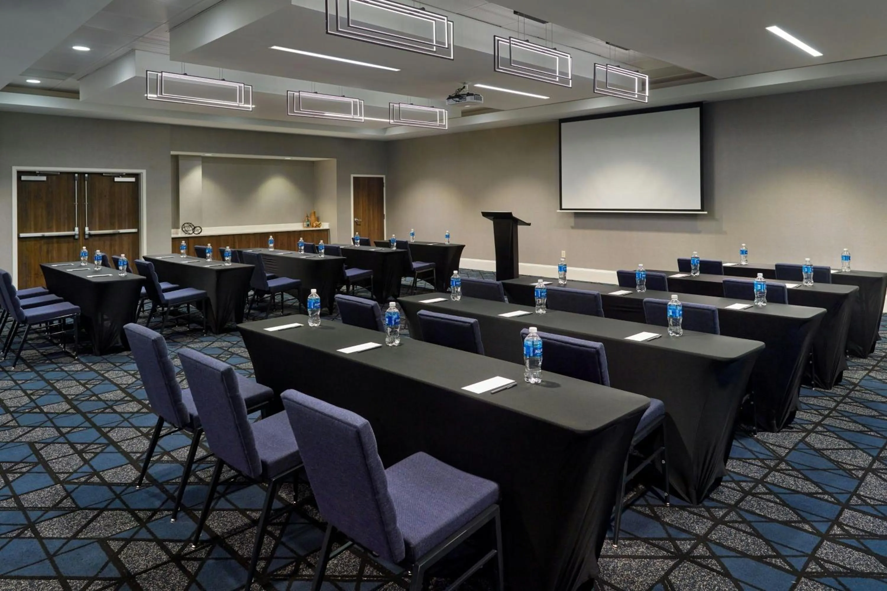 Meeting/conference room in Courtyard by Marriott Carrollton