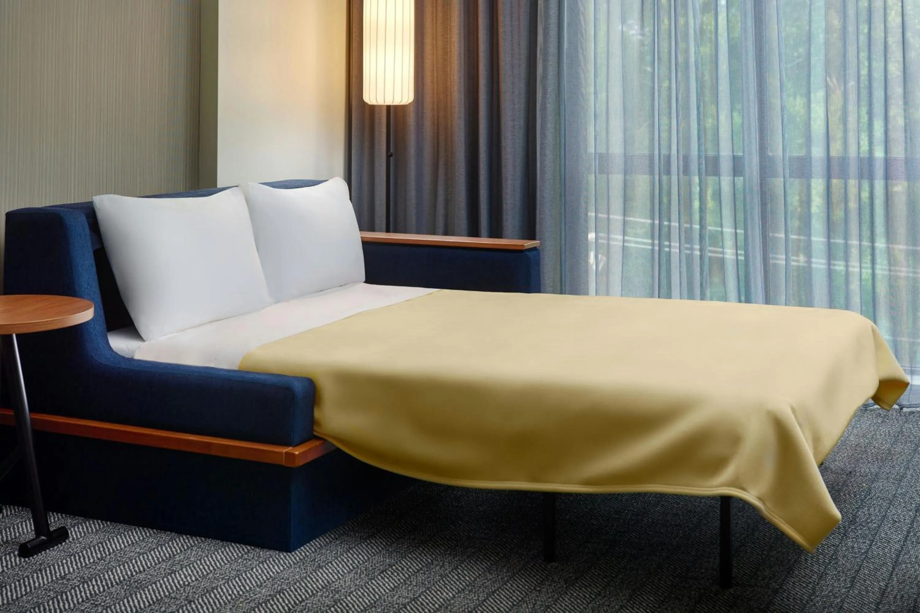 Photo of the whole room, Bed in Courtyard by Marriott Carrollton