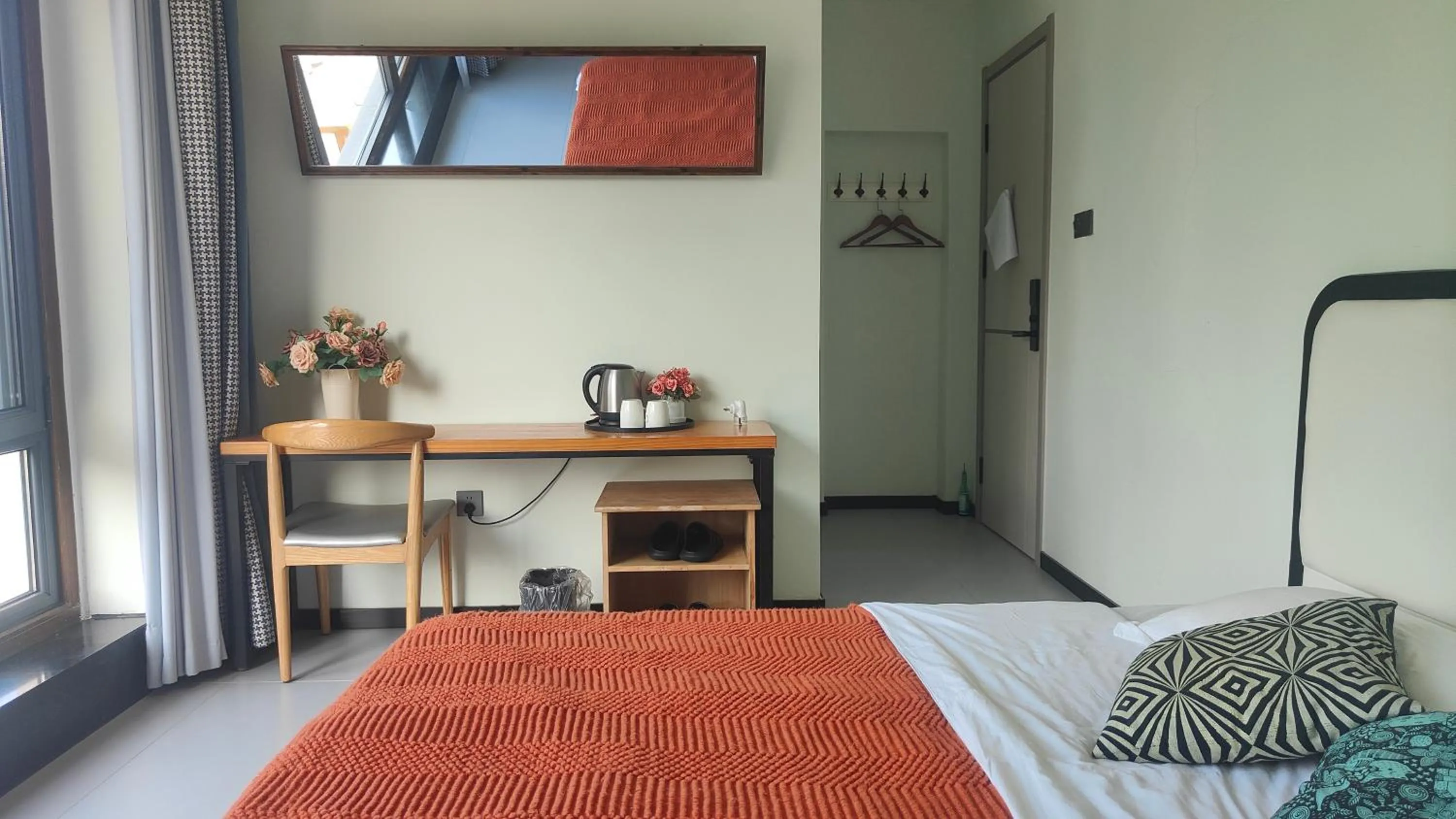 Bed in July Inn Weihai