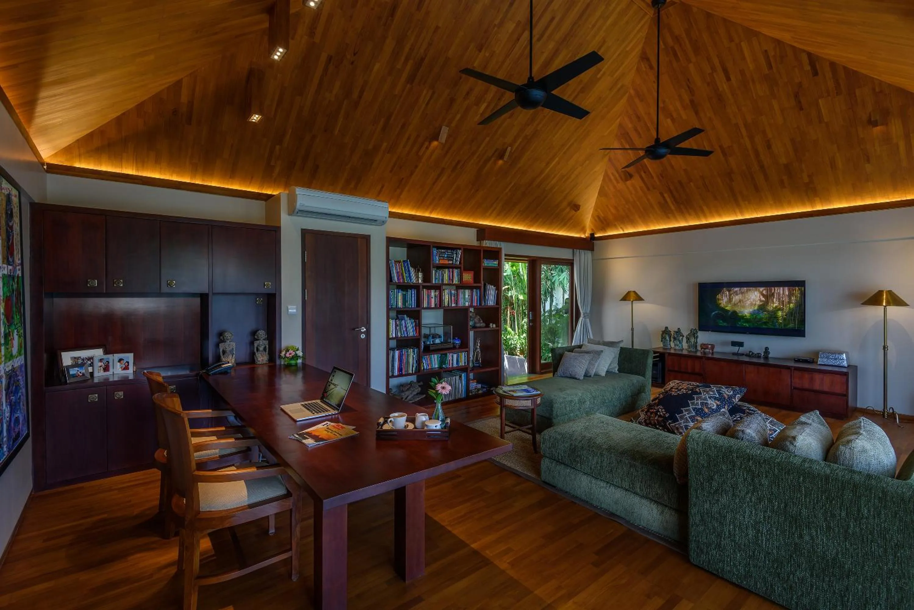 Library in Private Villas of Bali