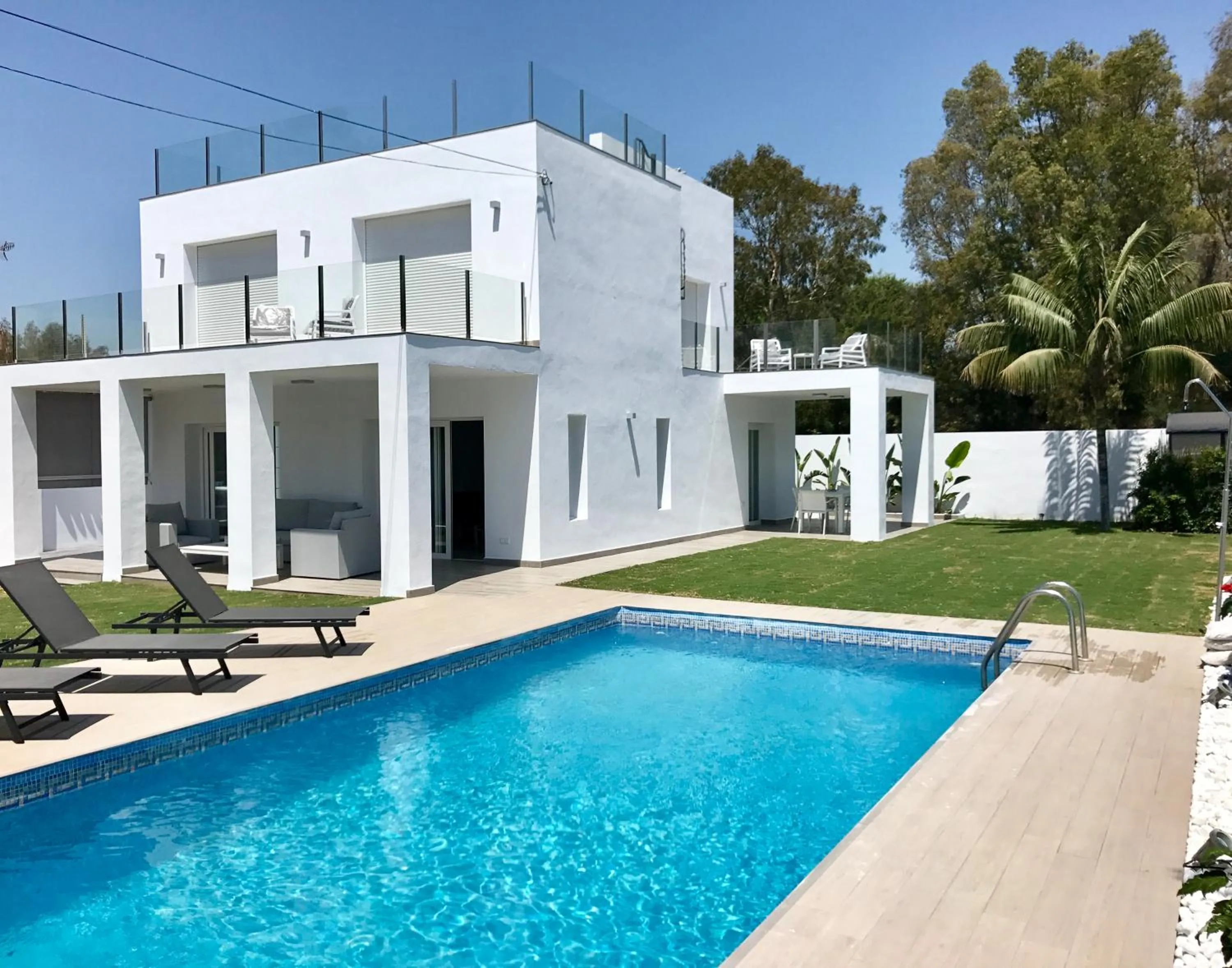 Garden in Coral Beach Aparthotel