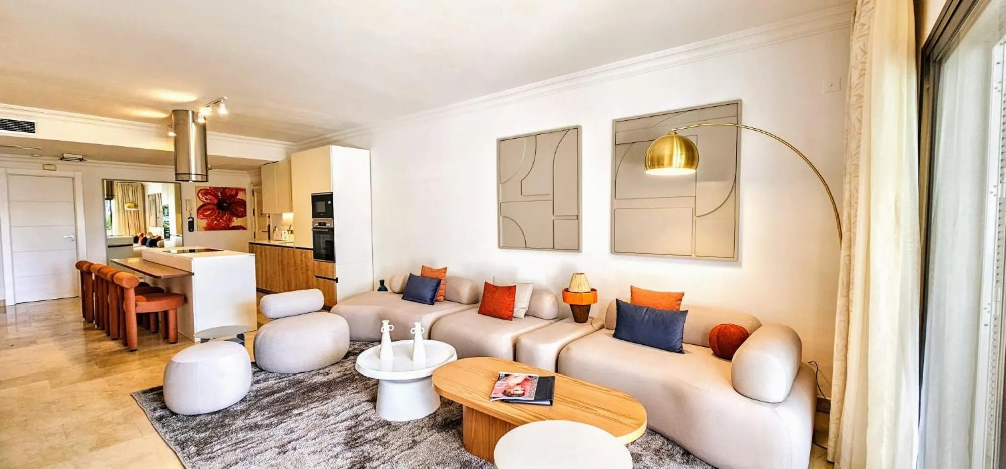 Living room in Coral Beach Aparthotel