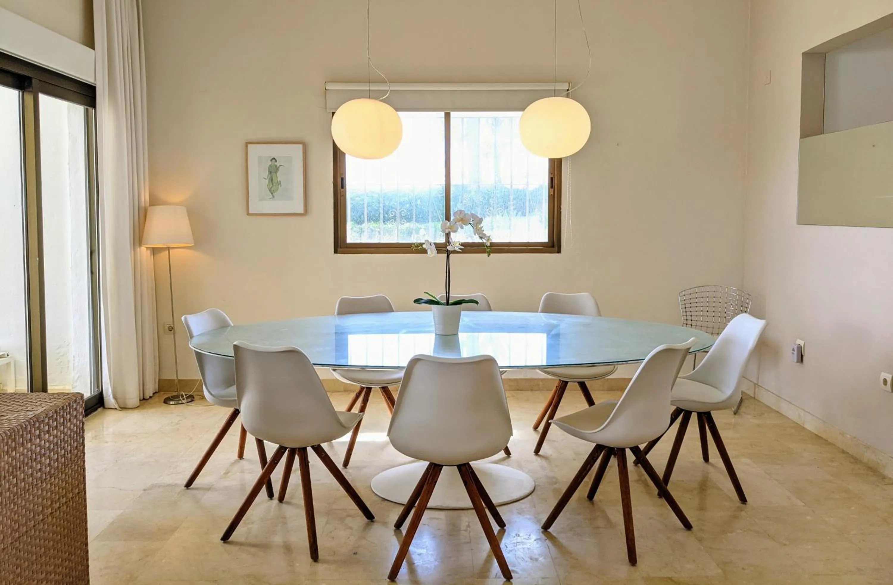 Dining area in Coral Beach Aparthotel