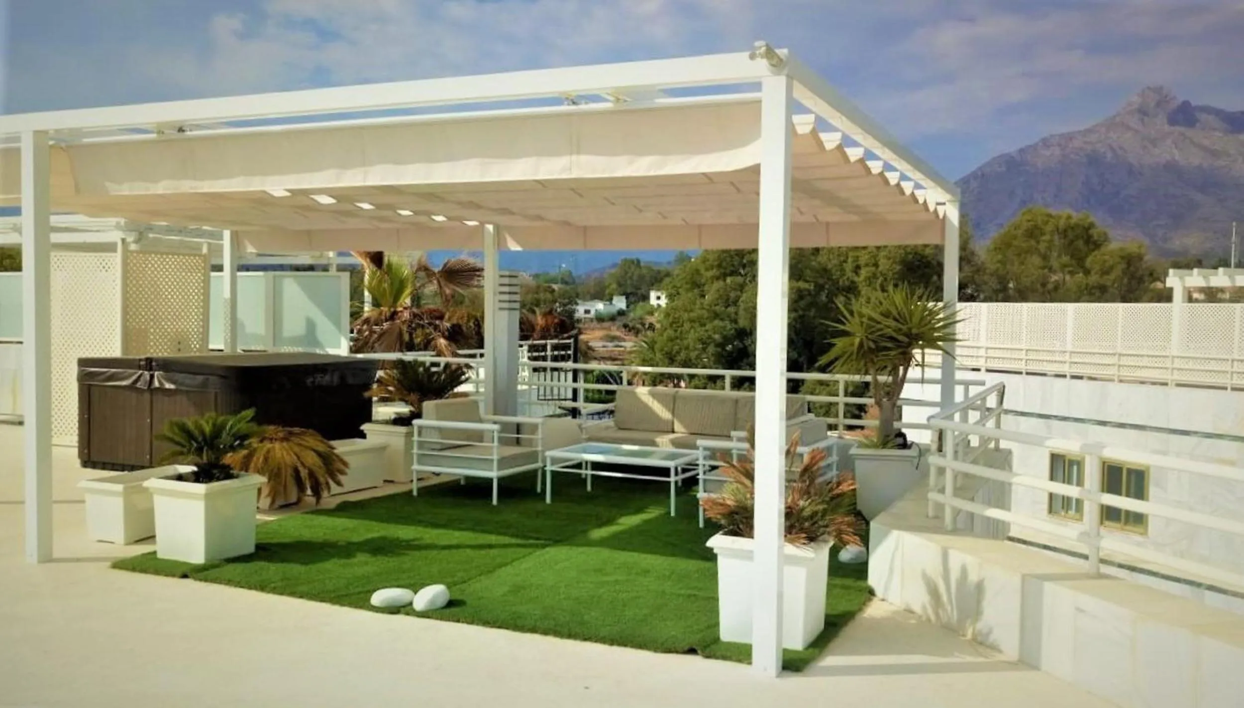 Balcony/Terrace in Coral Beach Aparthotel