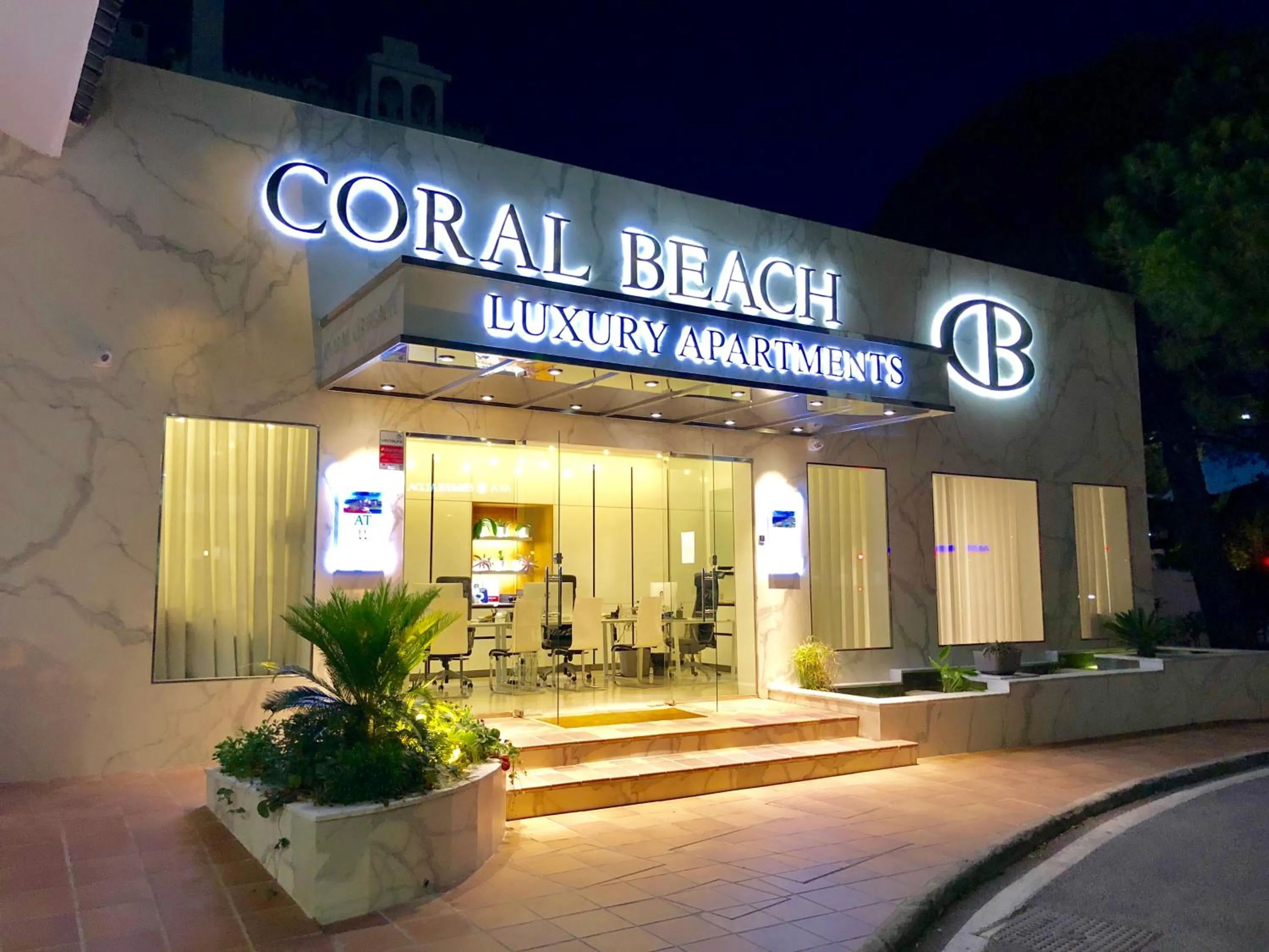 Facade/entrance in Coral Beach Aparthotel