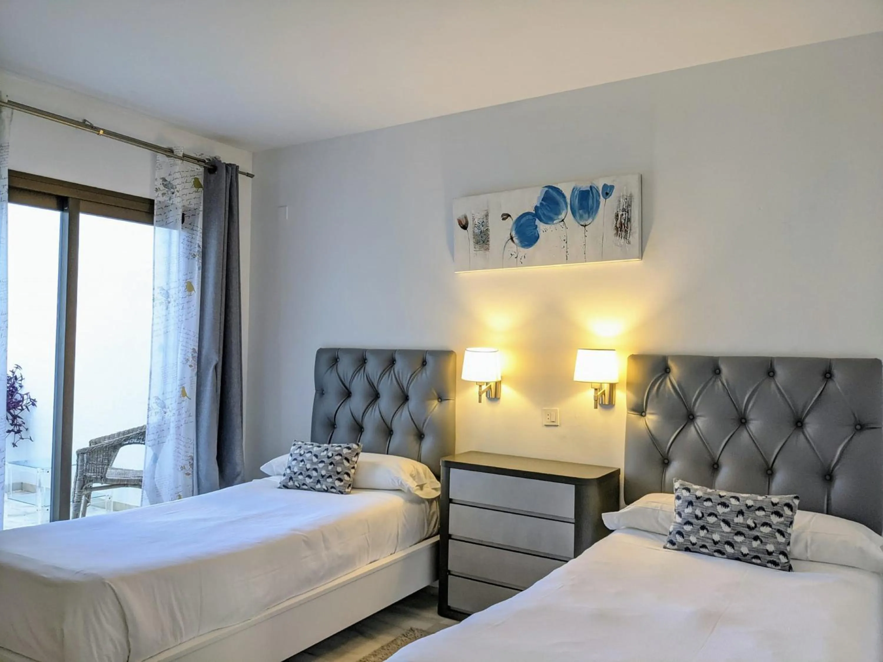 Bedroom, Bed in Coral Beach Aparthotel