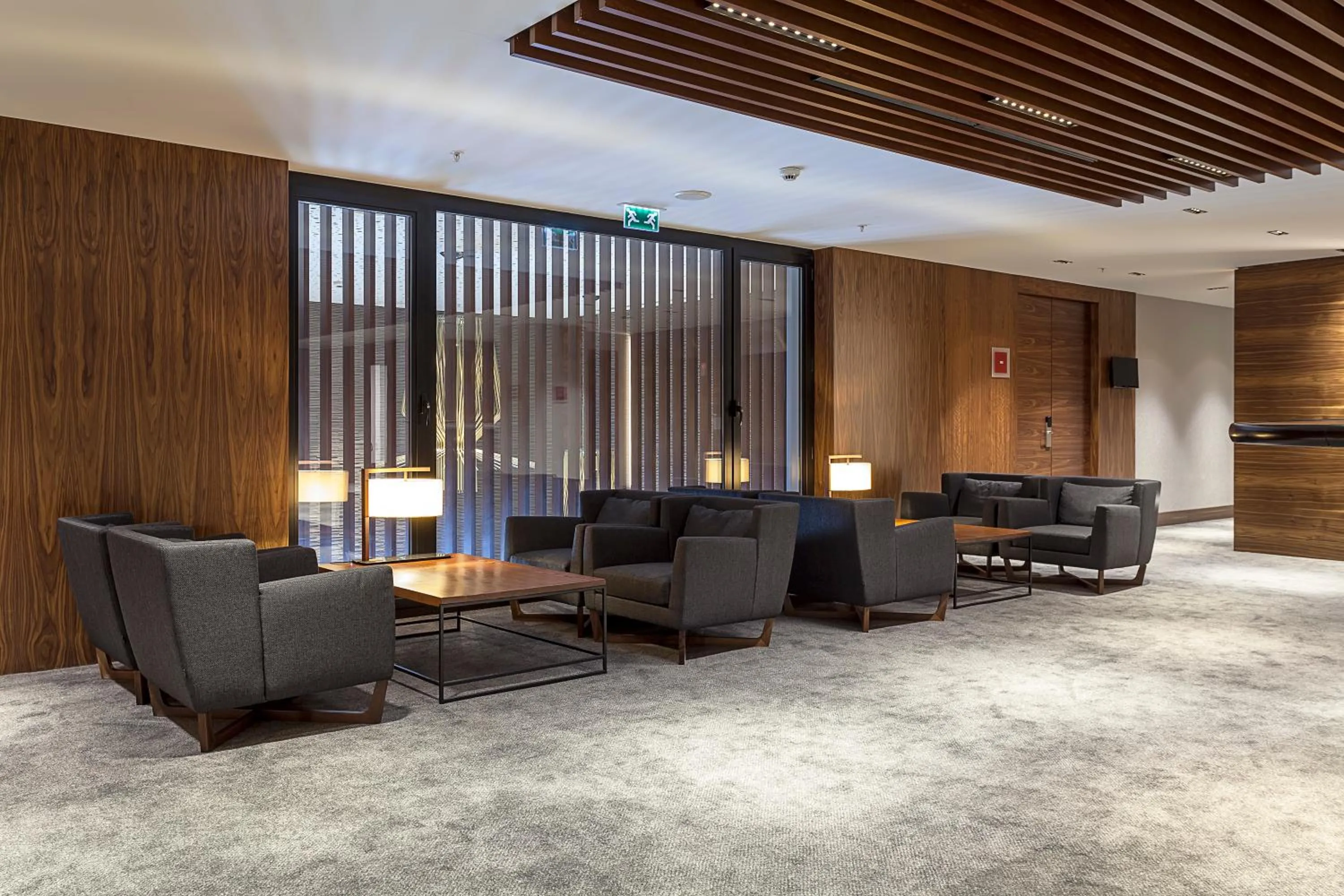 Banquet/Function facilities in Bof Hotels Business