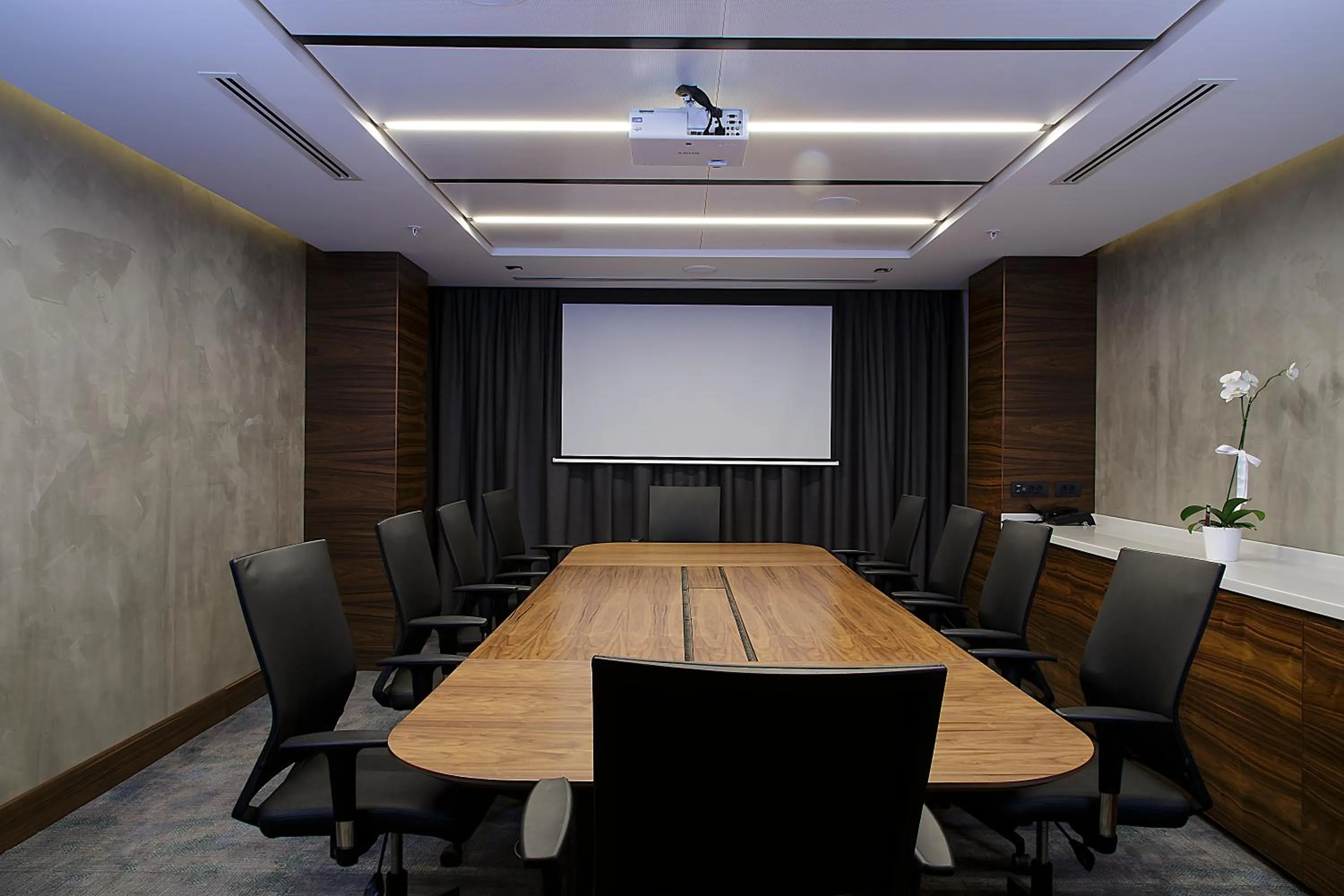 Banquet/Function facilities in Bof Hotels Business