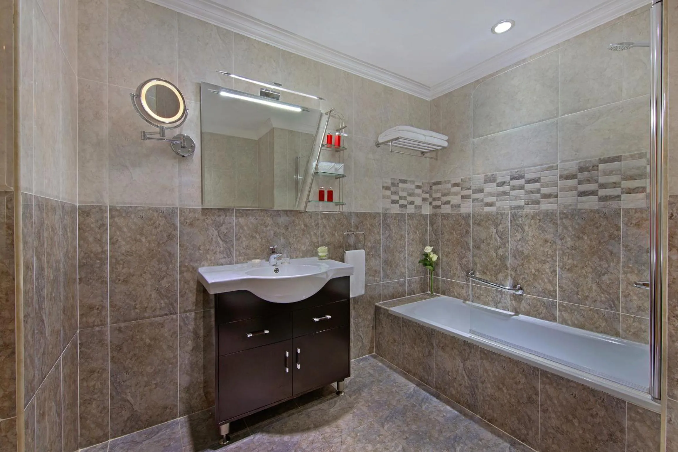 Bathroom in Ezdan Residence