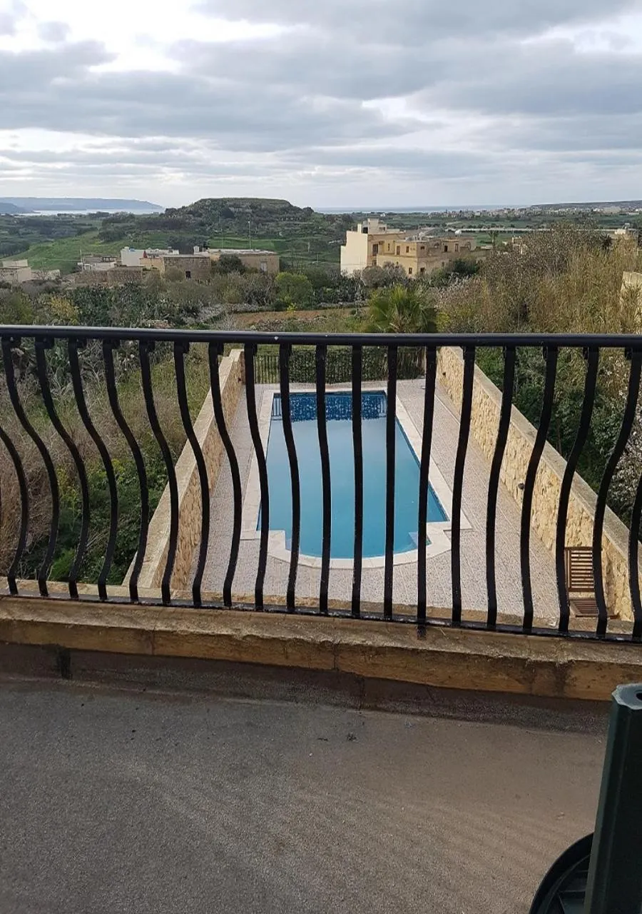 Bathroom in Ta' Karkar Villa Bed and Breakfast