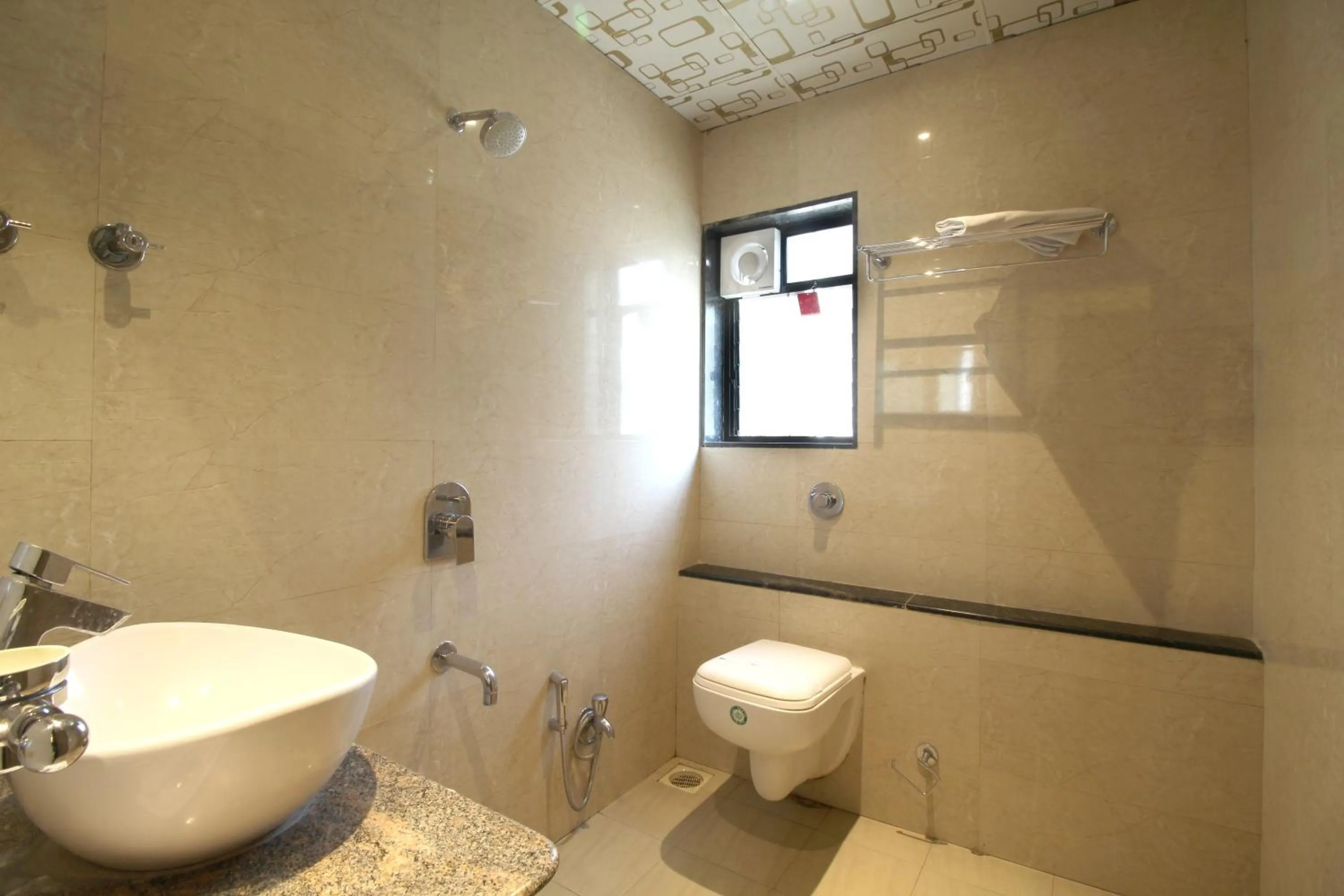 Bathroom in Hotel Shivam