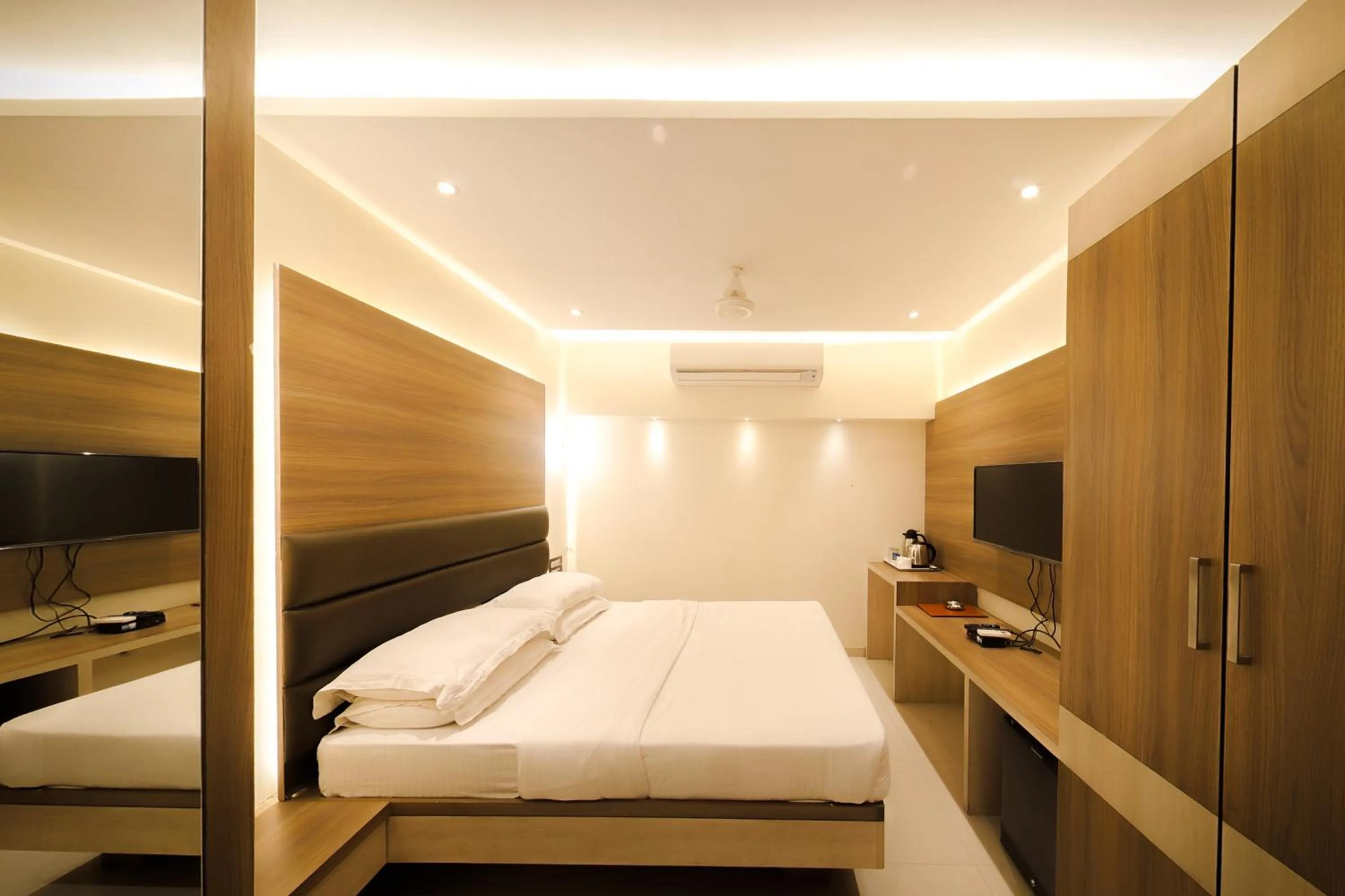 Photo of the whole room, Bed in Hotel Shivam