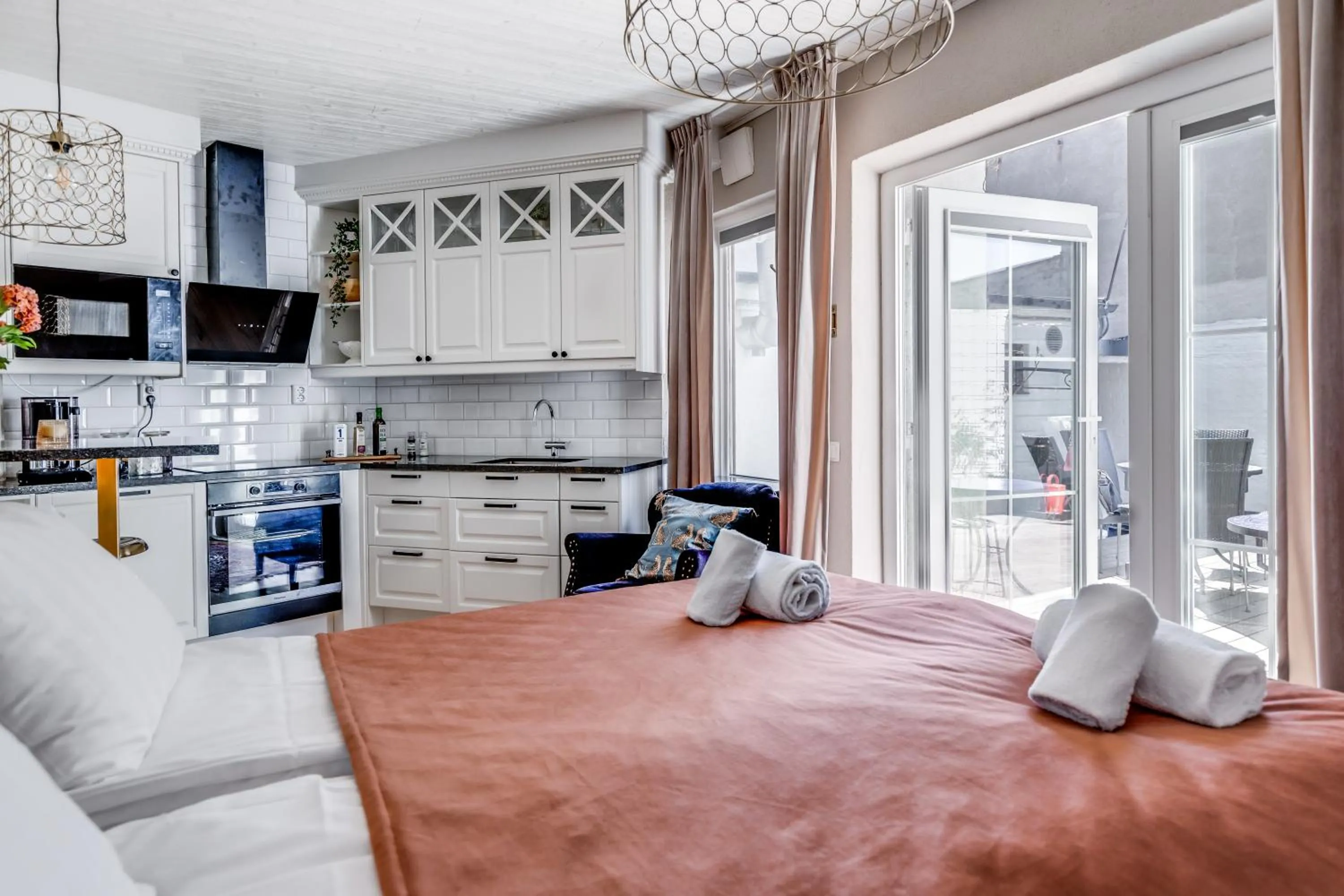 kitchen in Cameo Boutique Hotell