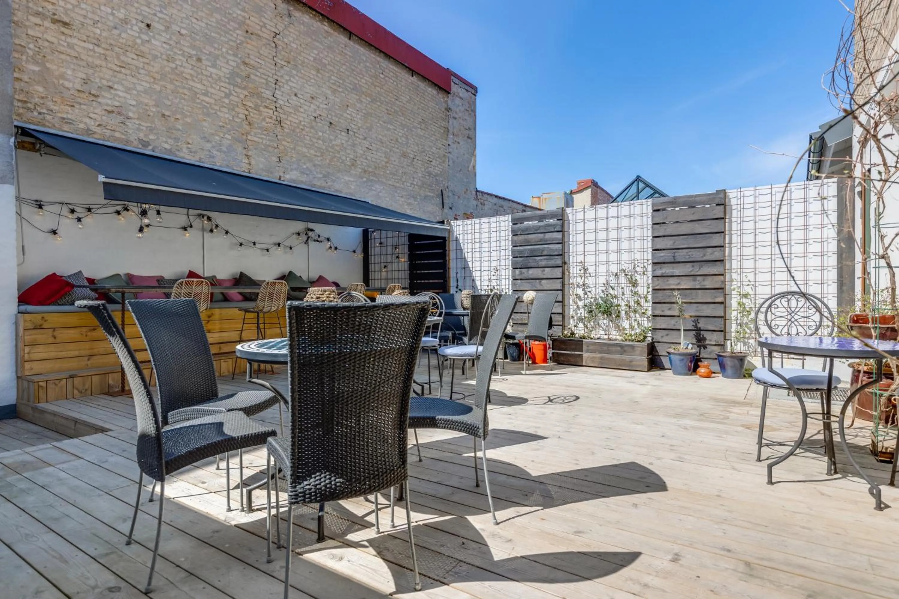 Inner courtyard view in Cameo Boutique Hotell