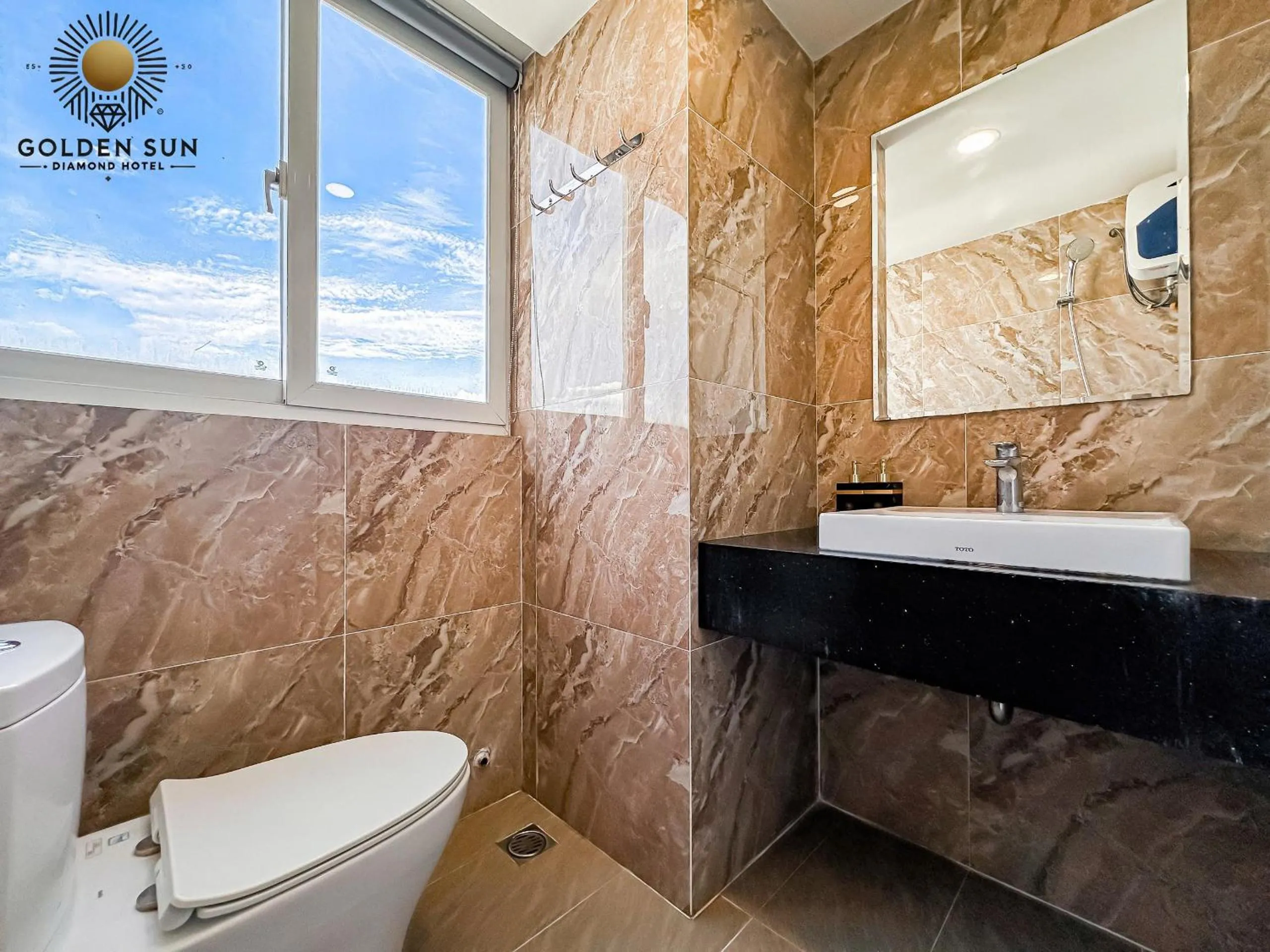 Golden Sun Hotel Apartments 7 - Quận 7