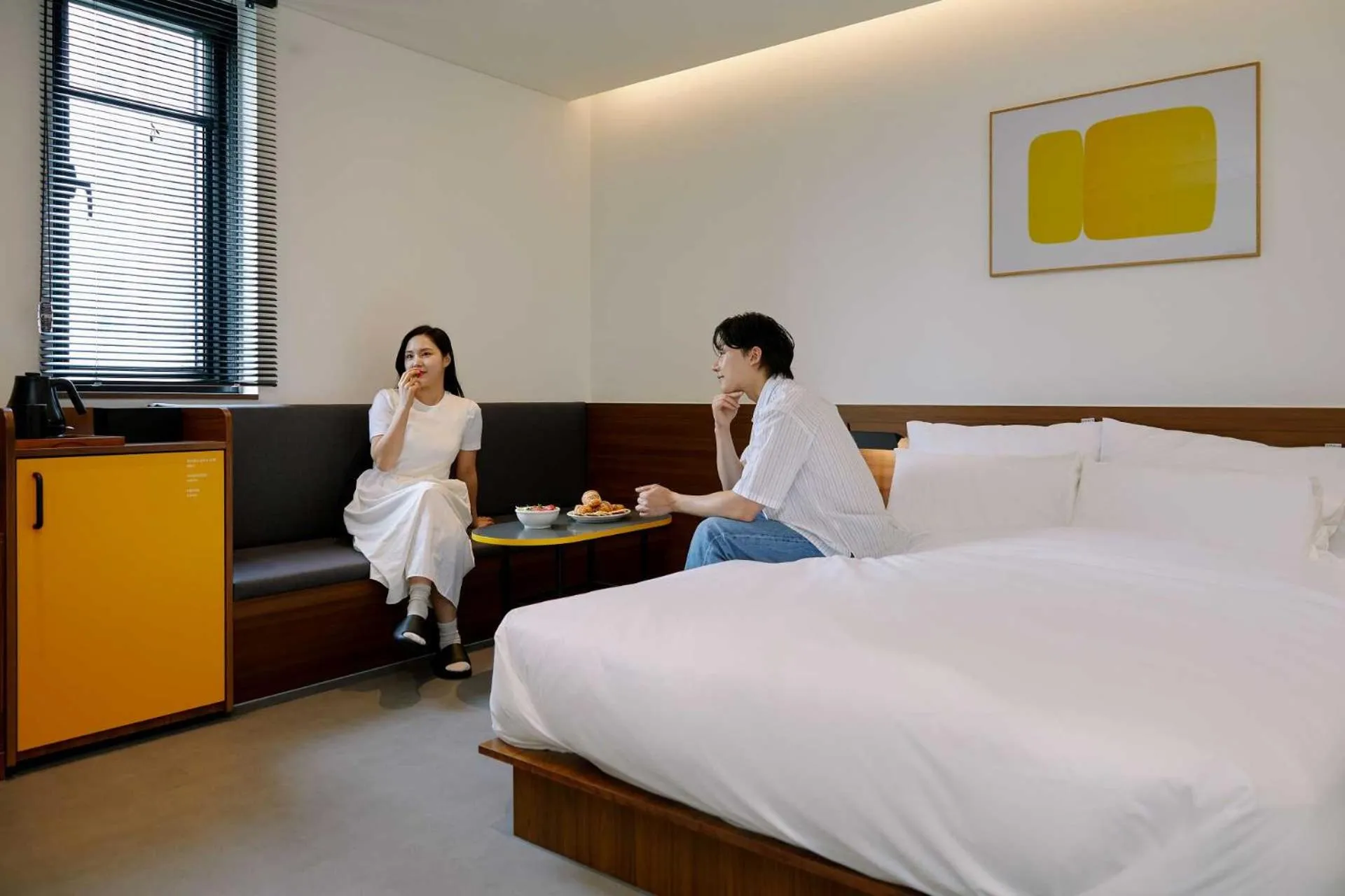 Photo of the whole room, Bed in Moor Hotel Mokpo By Anook