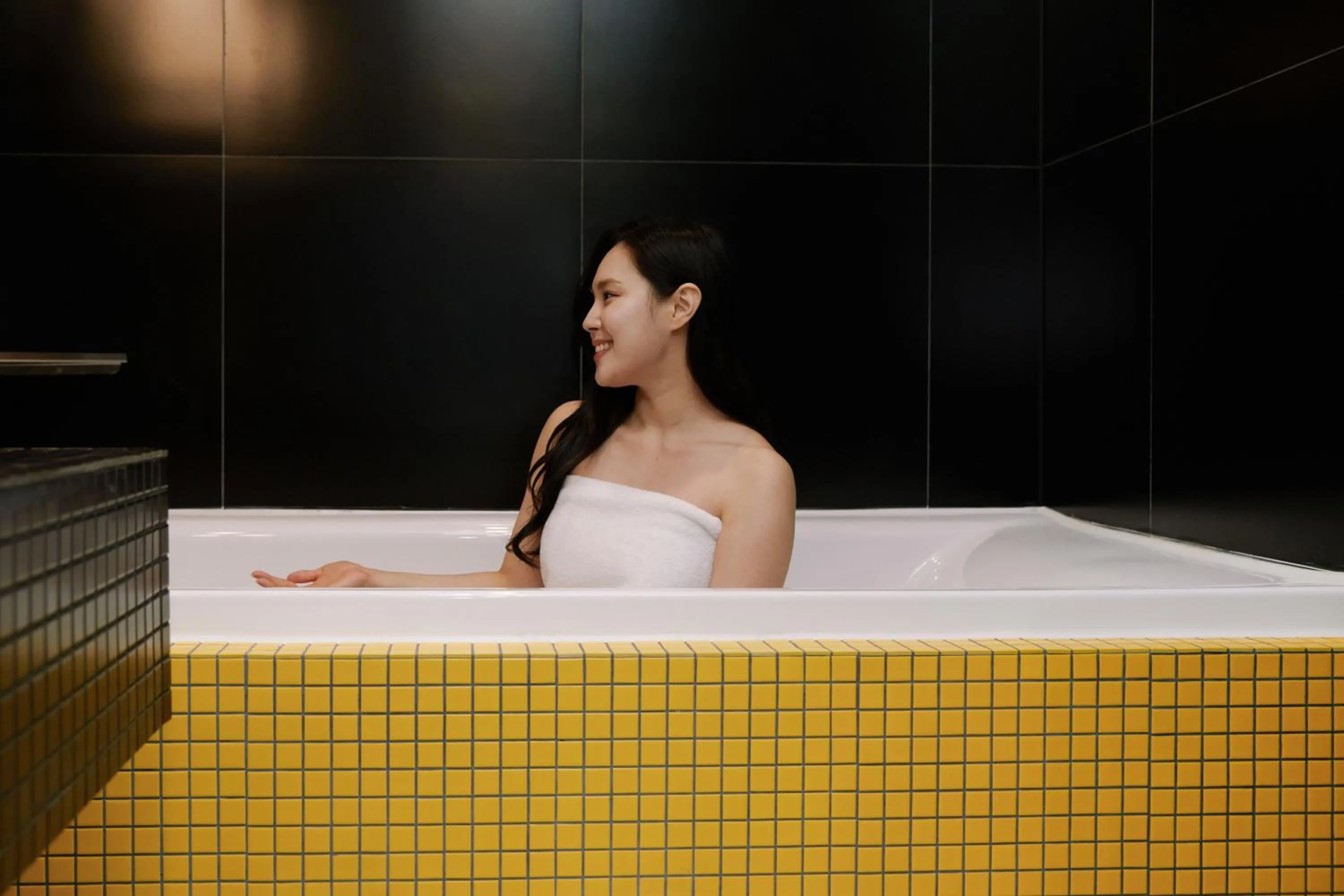 Hot Tub in Moor Hotel Mokpo By Anook