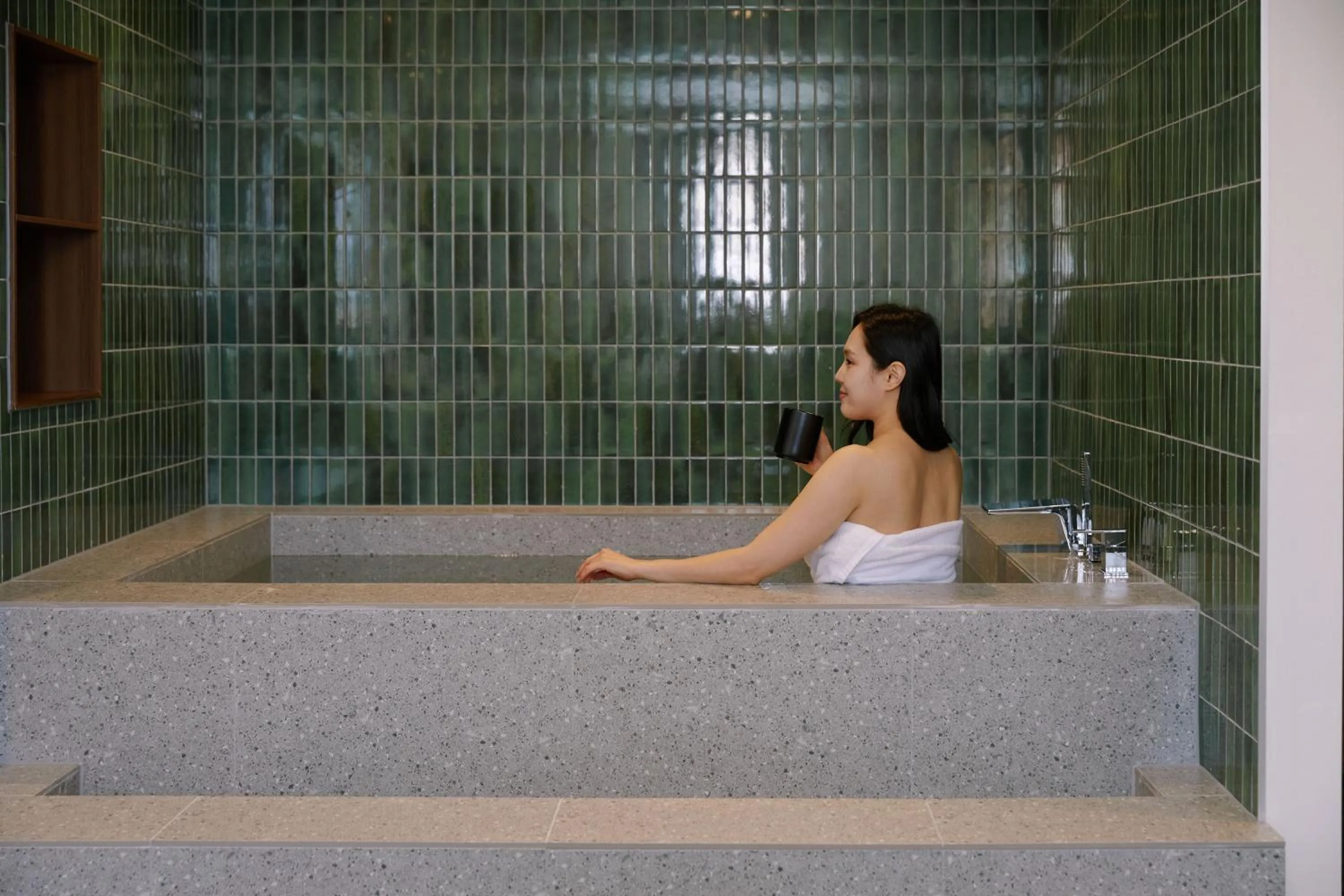 Hot Tub in Moor Hotel Mokpo By Anook