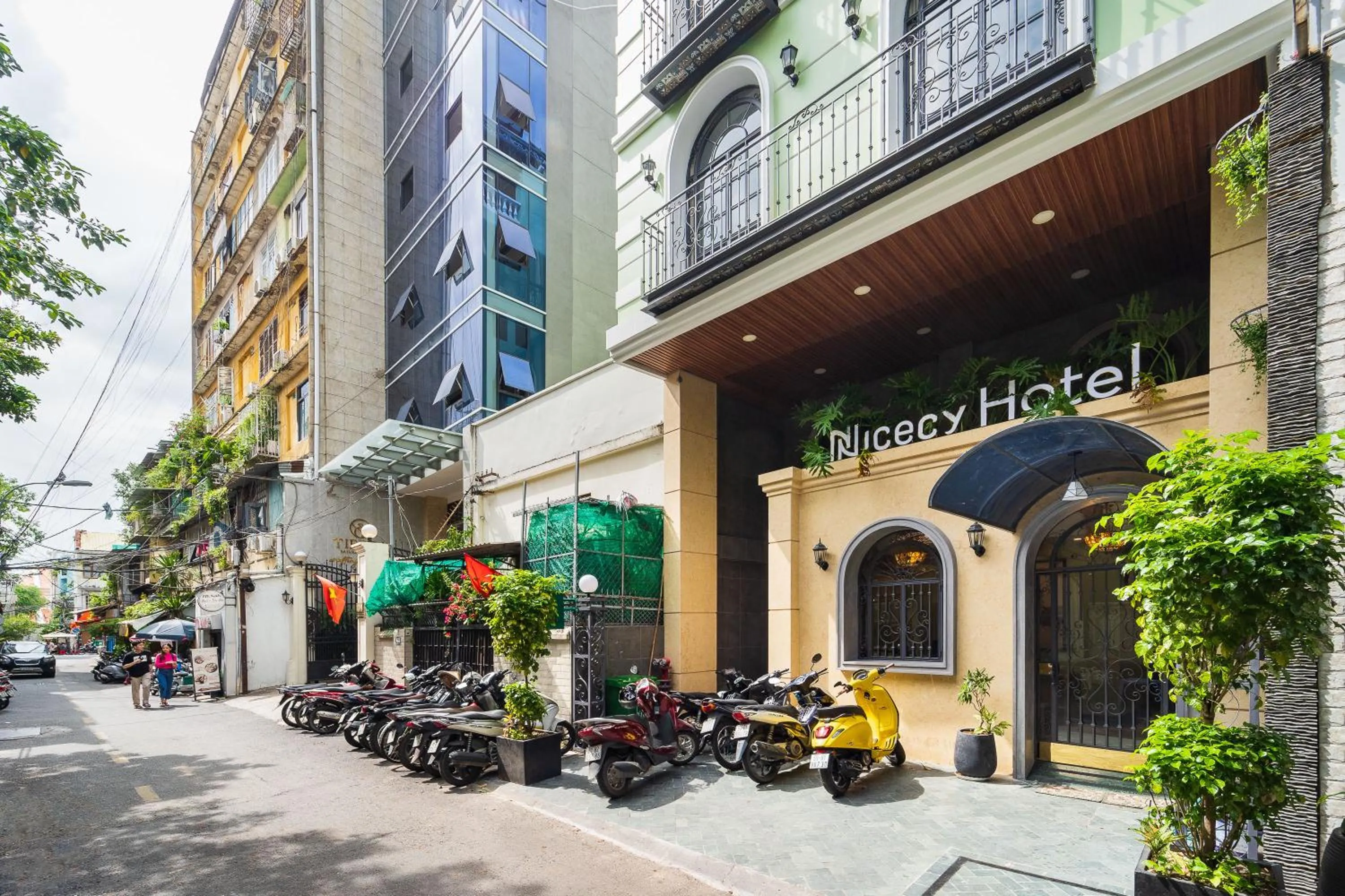 Property building in Nicecy Hotel - Trương Quyền
