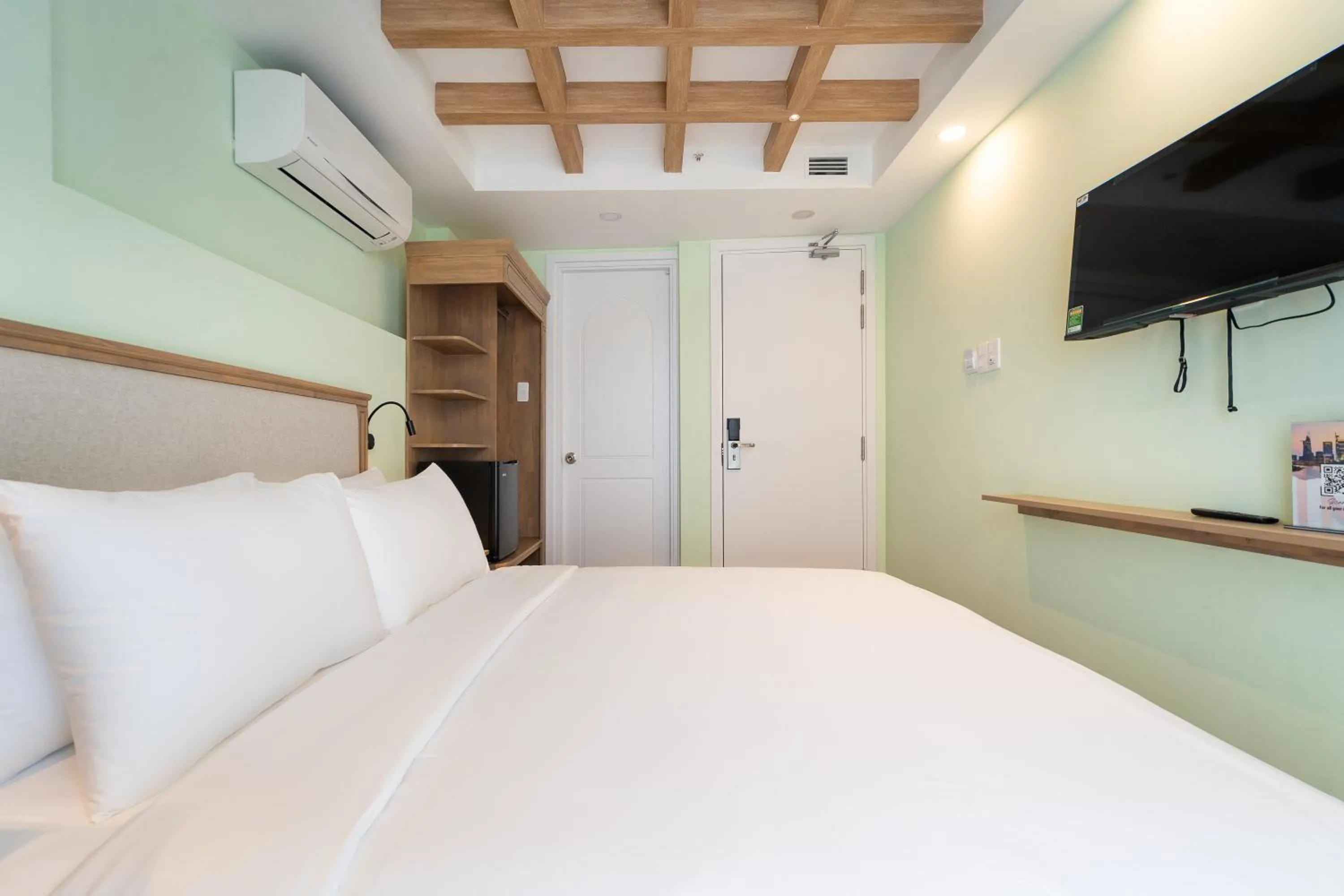 Bedroom, Bed in Nicecy Hotel - Trương Quyền