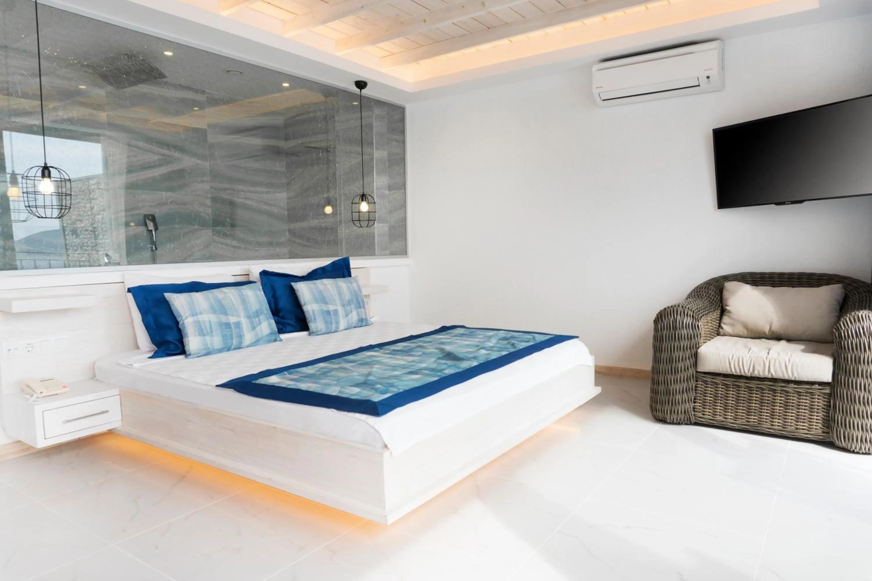 Bed in Nur Beach Hotel