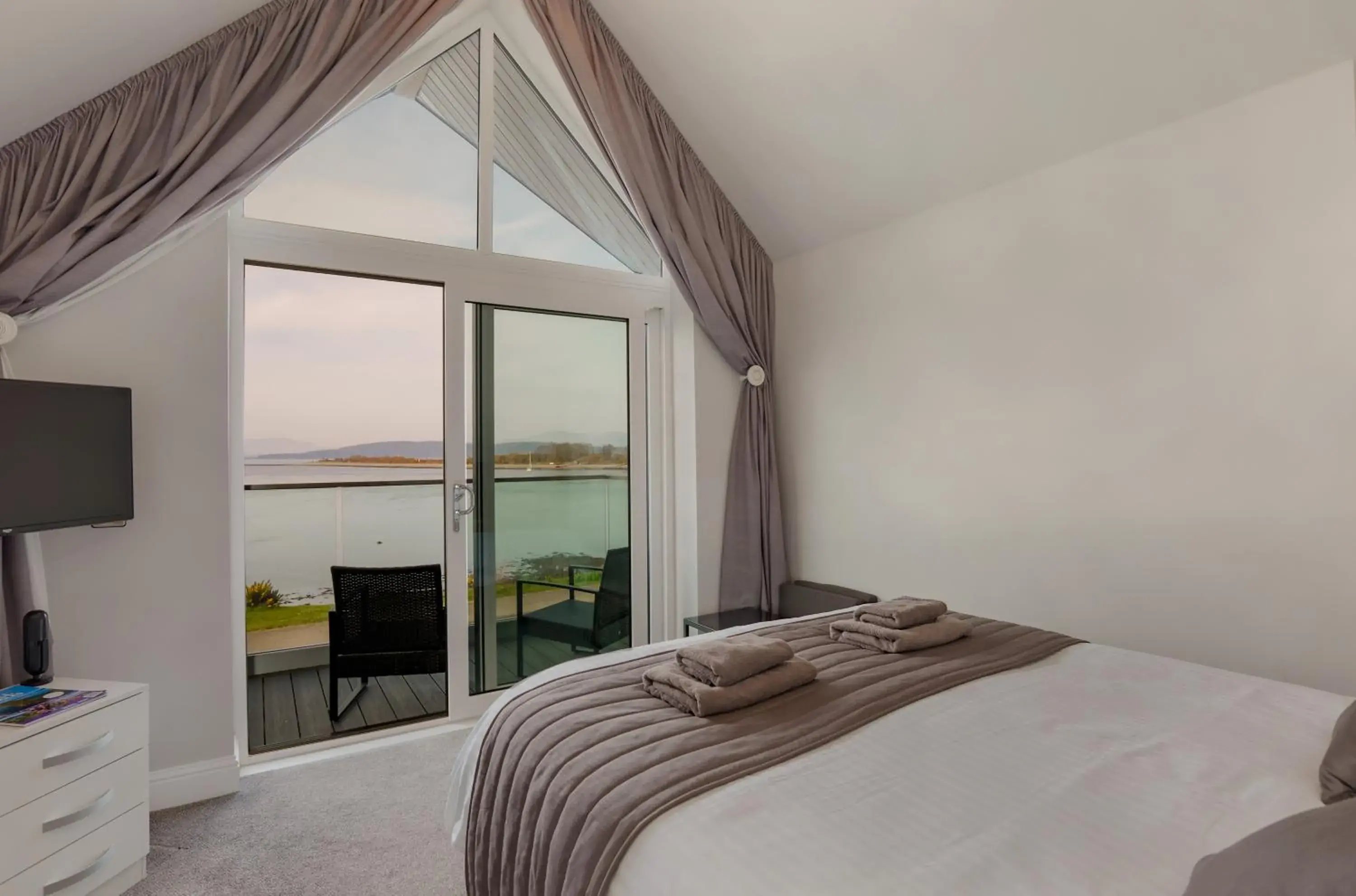 King Room with Balcony in Oyster Inn Connel King Room with Balcony in Oyster Inn Connel