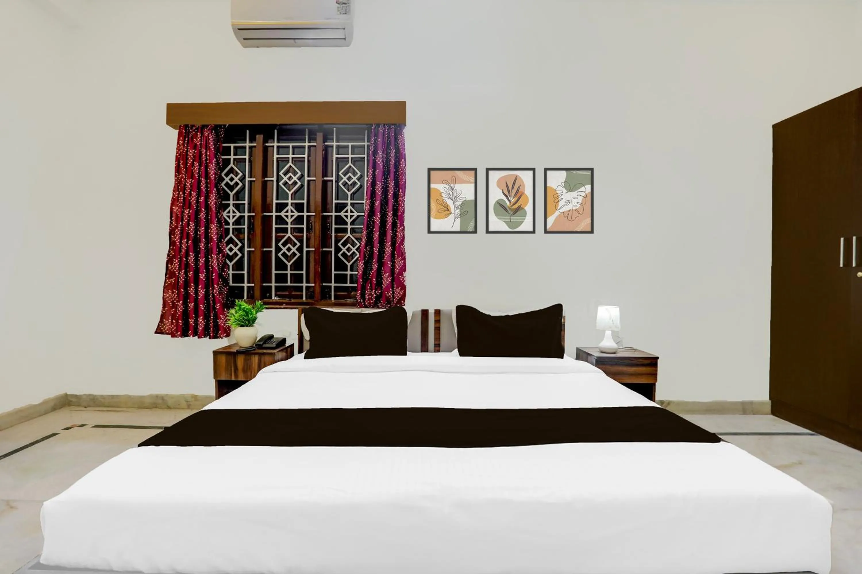 Bedroom, Bed in Super Townhouse Madiwala Lake Park