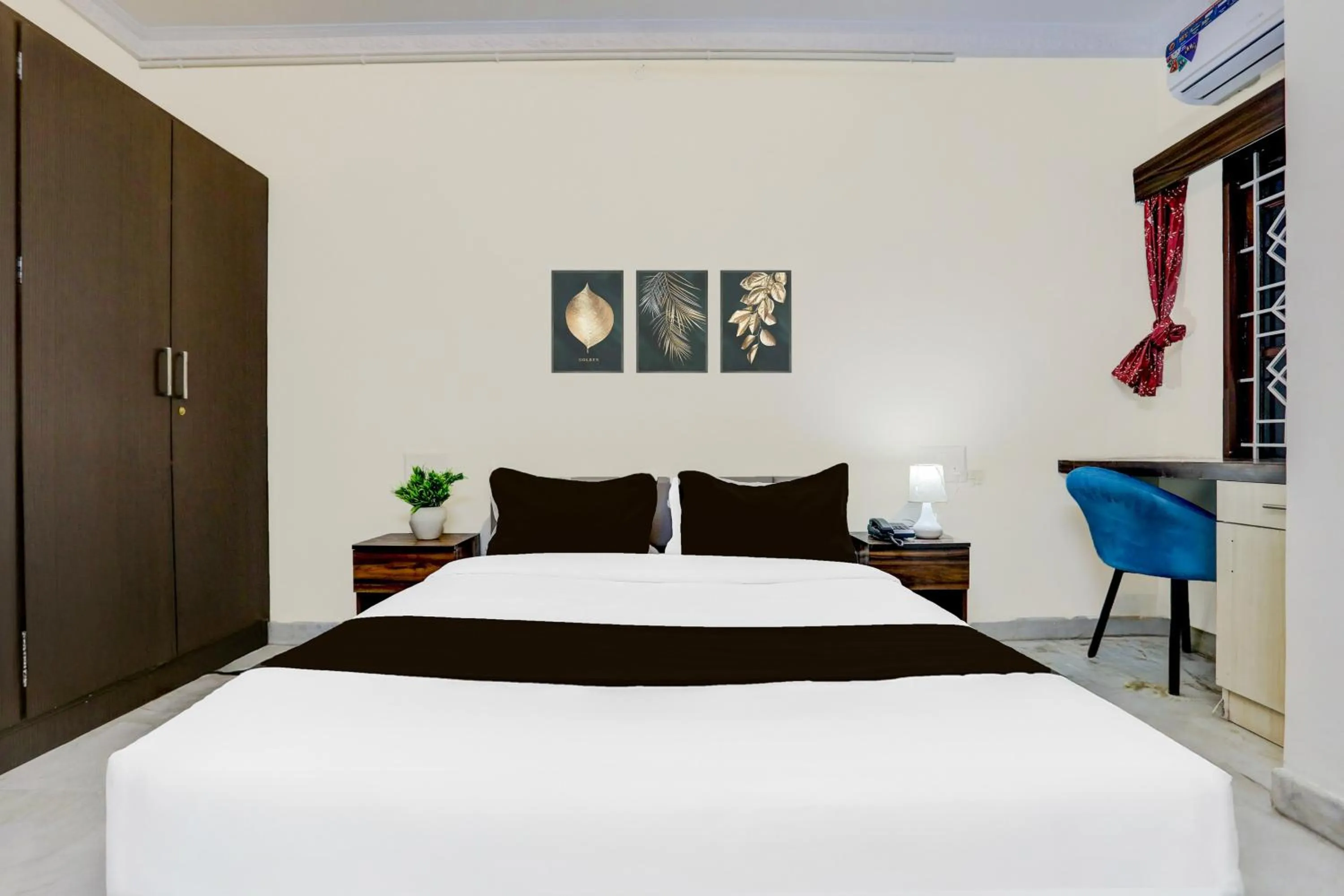 Bedroom, Bed in Super Townhouse Madiwala Lake Park