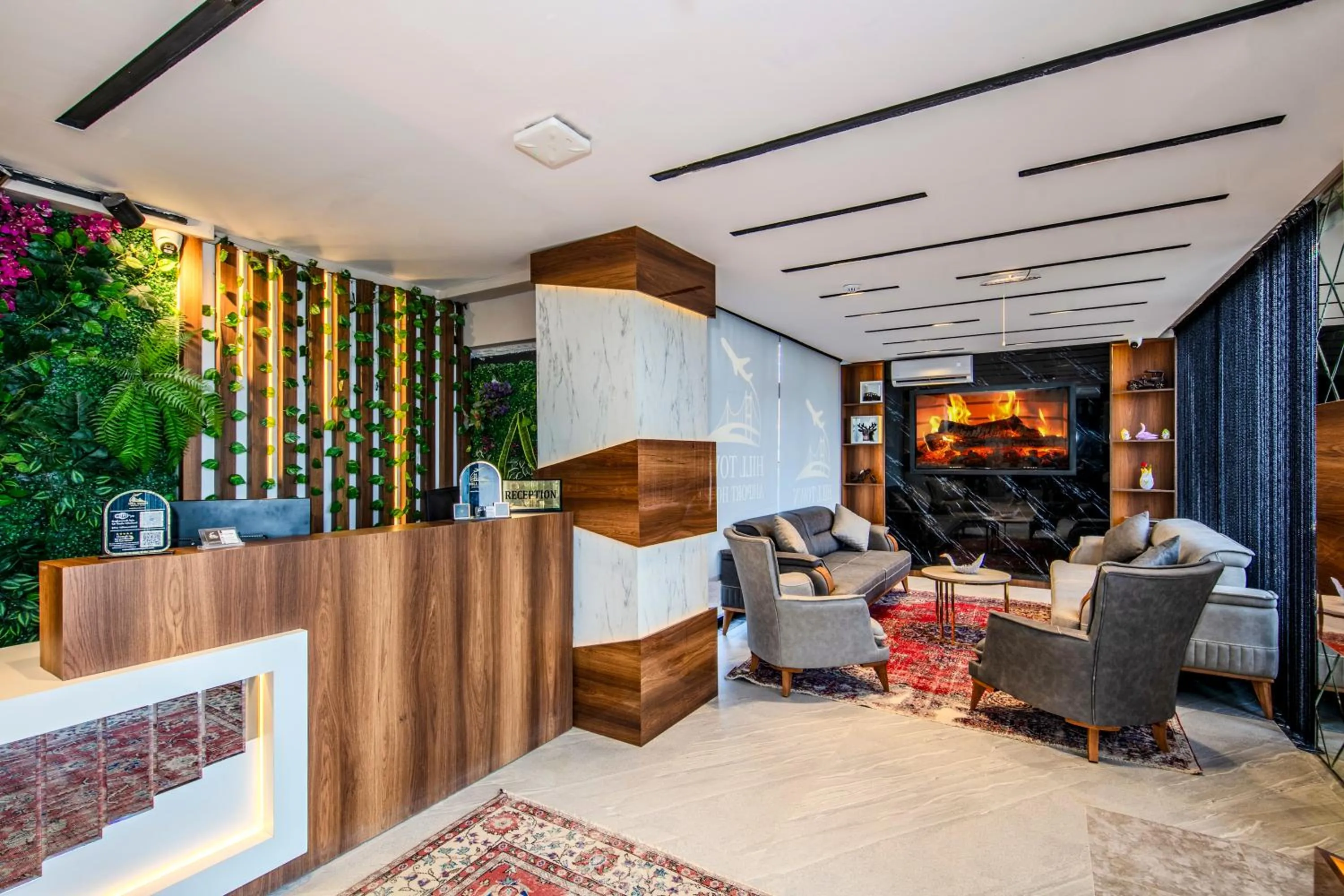 Lobby or reception in Hilltown Airport Hotel & Restaurant