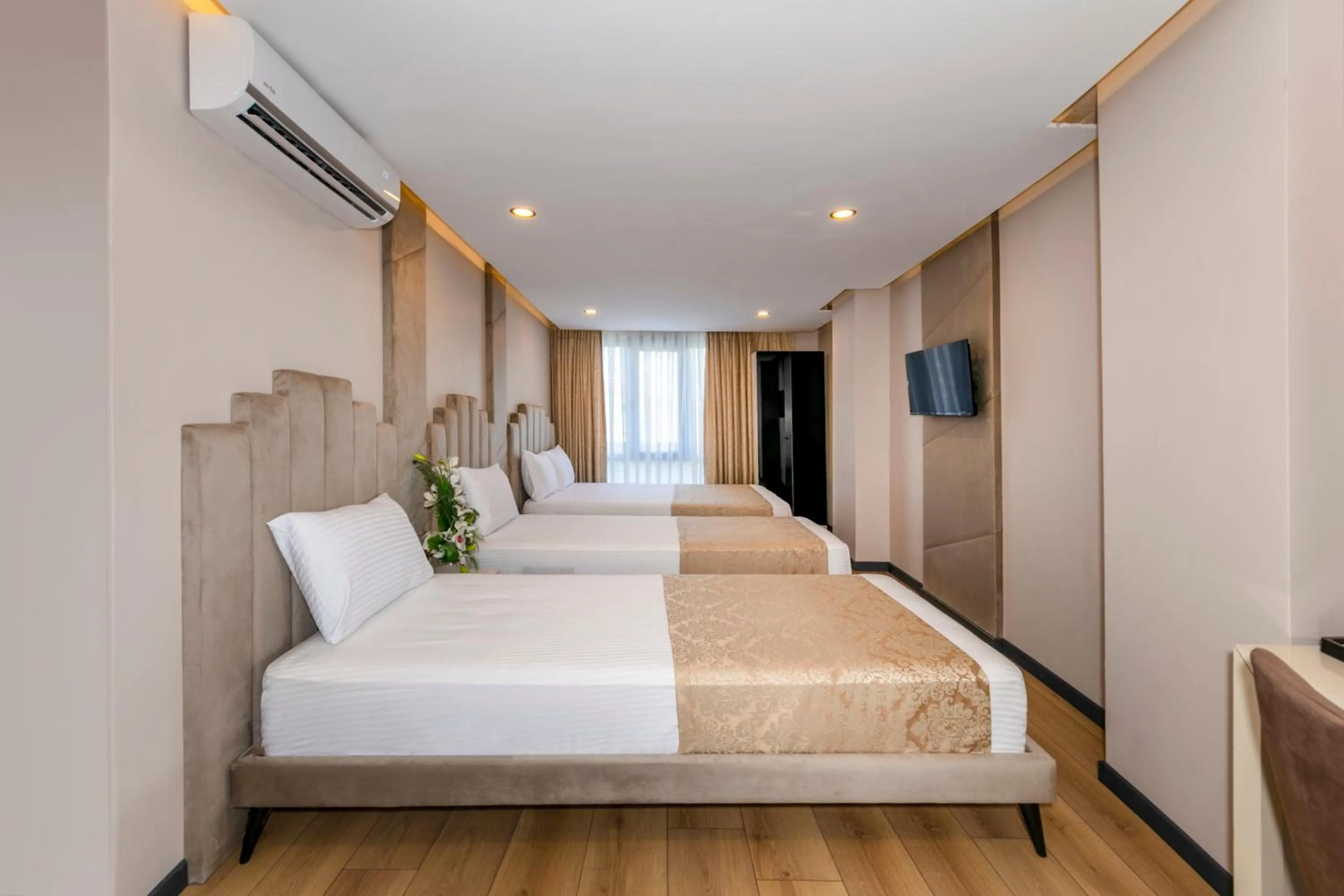 Photo of the whole room, Bed in HillTown Airport Hotel & Restaurant