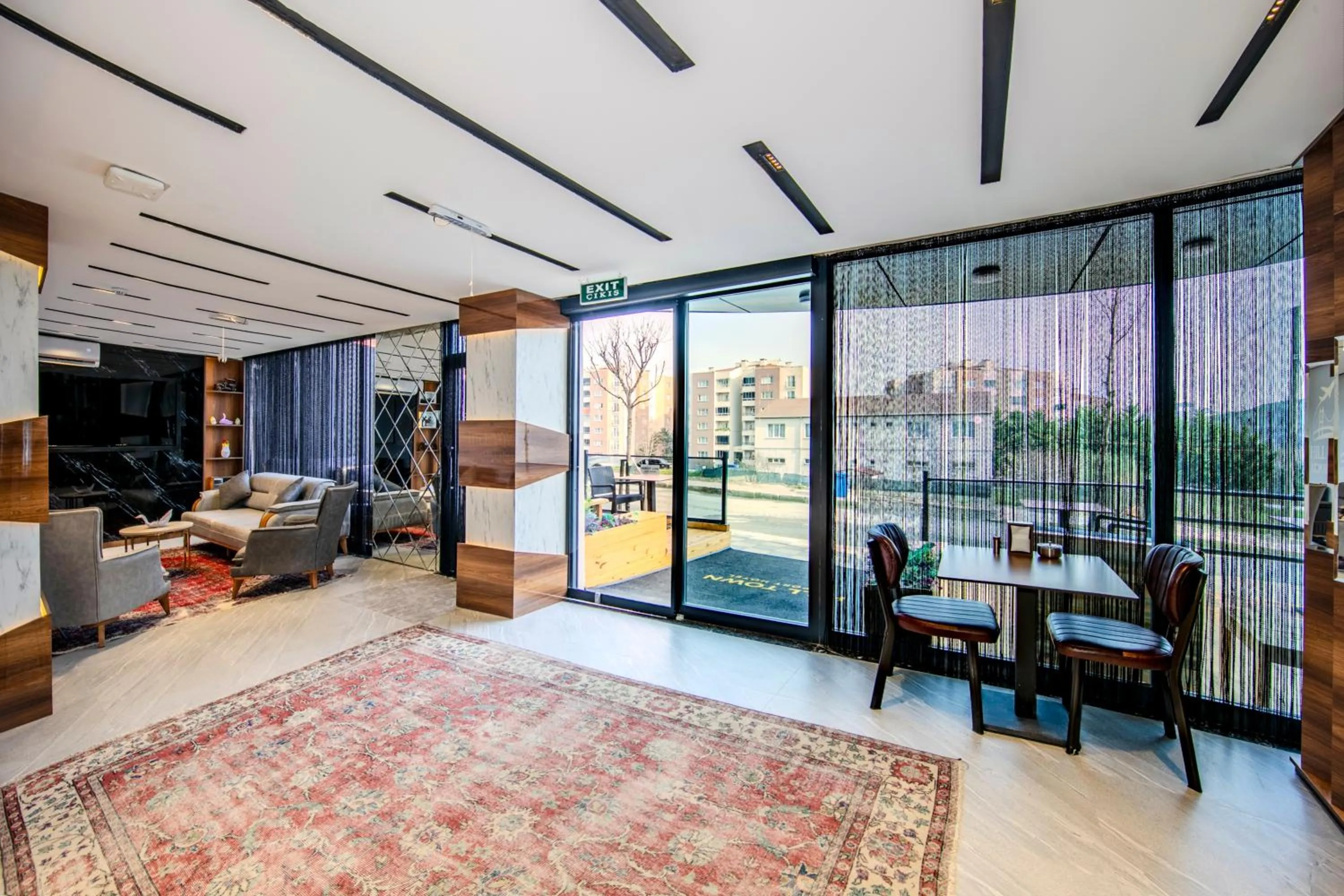 Lobby or reception in Hilltown Airport Hotel & Restaurant