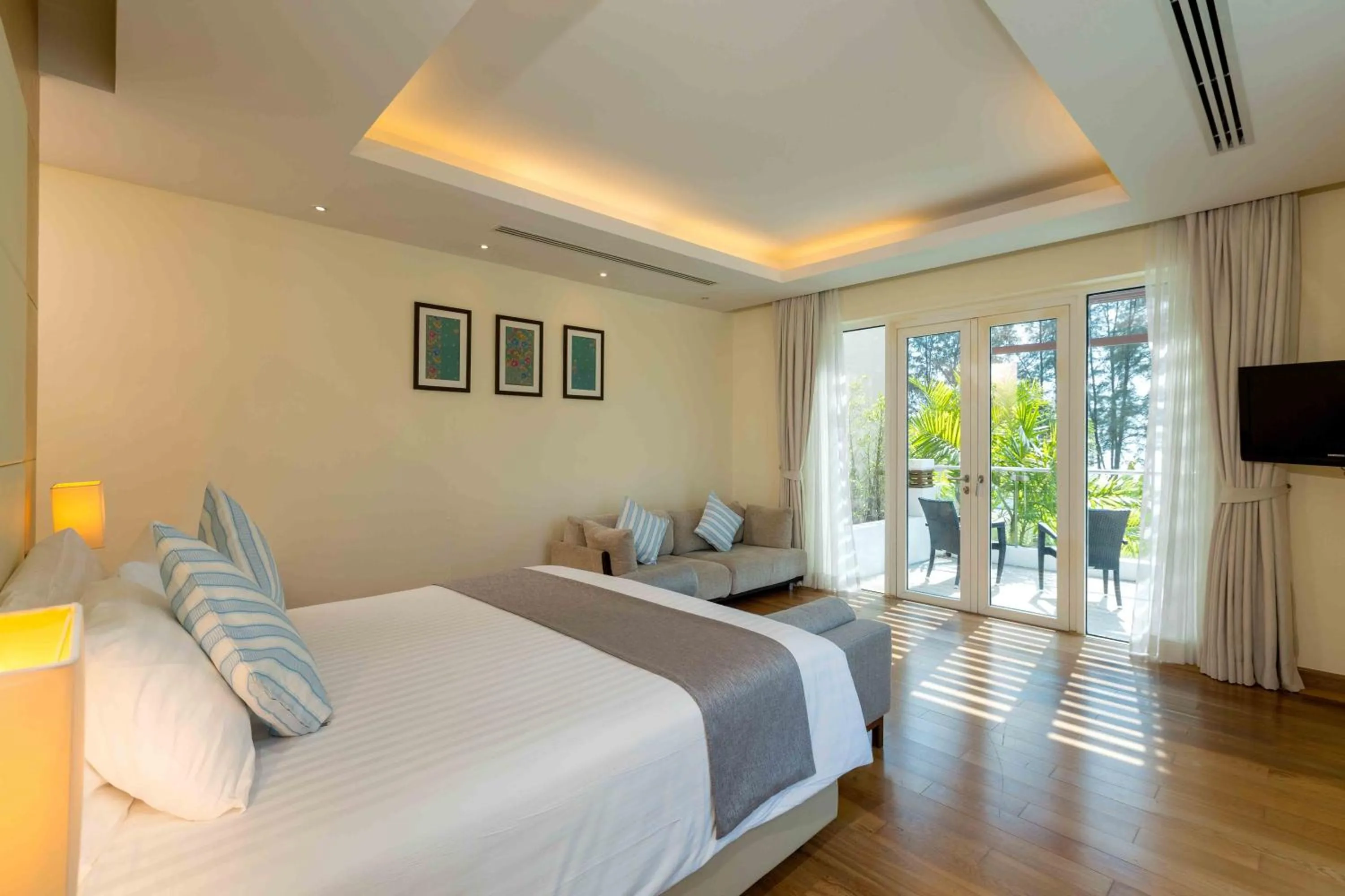 Bed in Andaman Pool Villas ,Maikhao