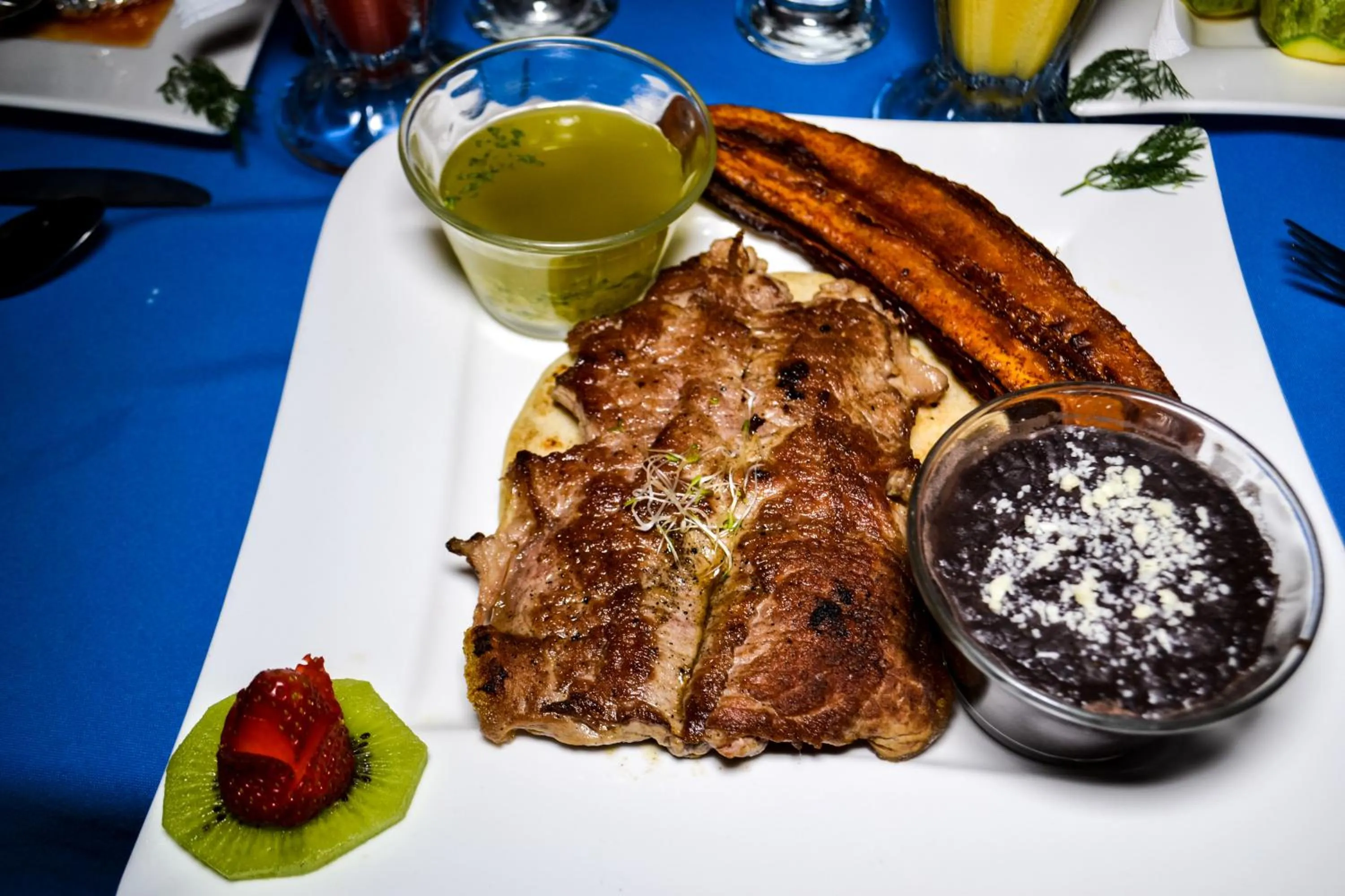 Food and drinks in Termales del Bosque & Hot Springs