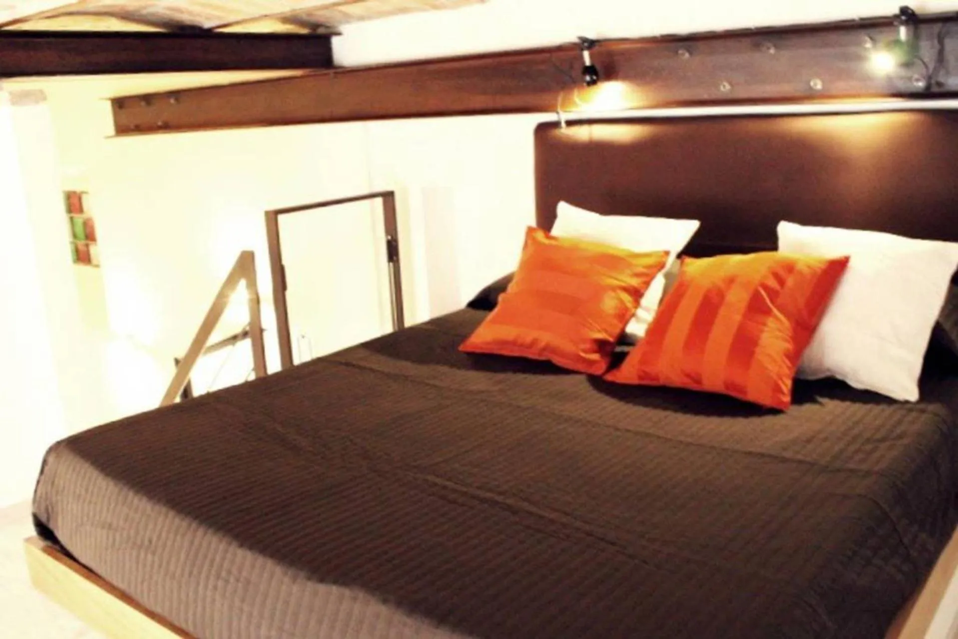 Bedroom, Bed in Inner House