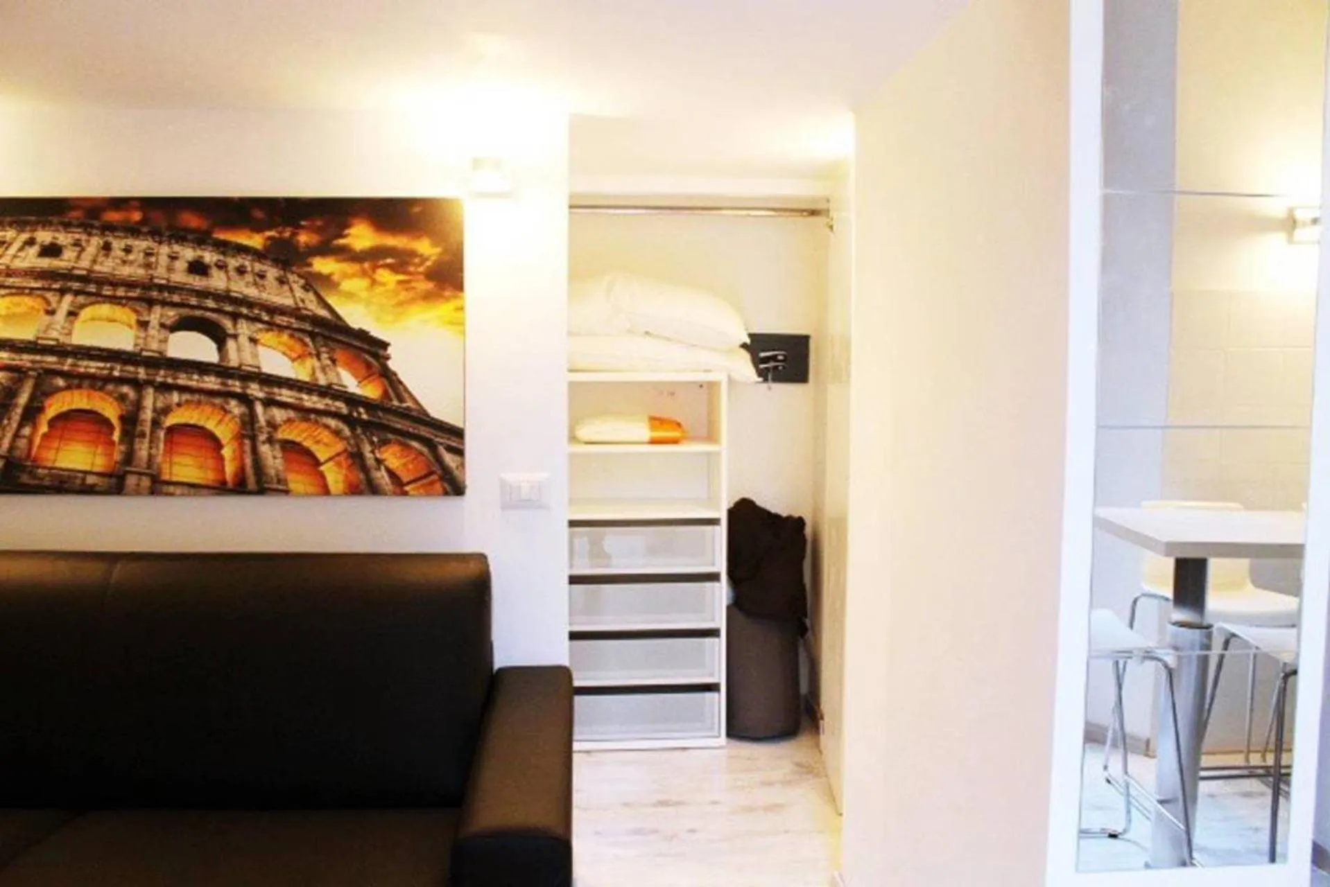 Bedroom, Bed in Inner House