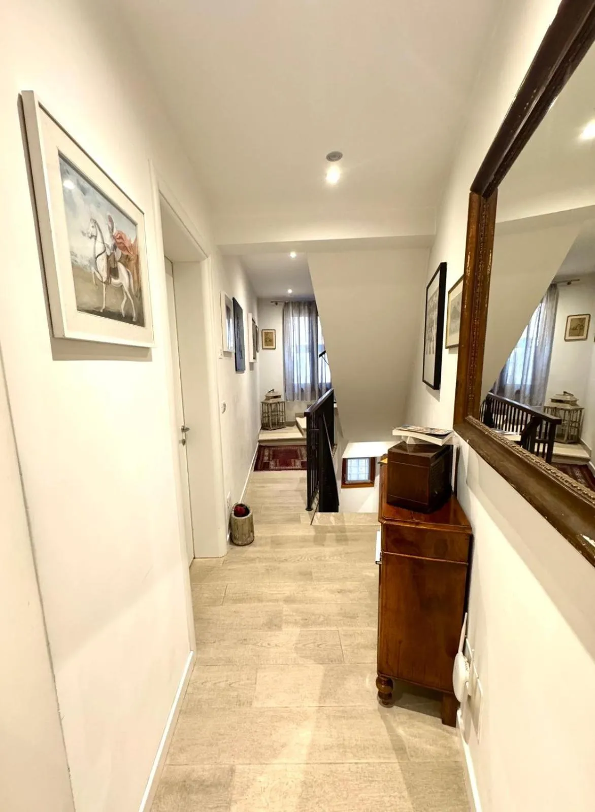 Decorative detail in B&B Fortuny