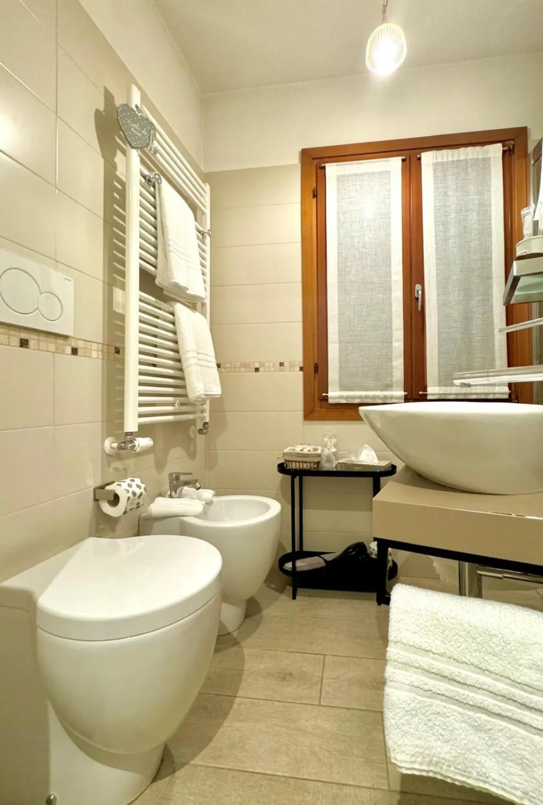 Shower in B&B Fortuny